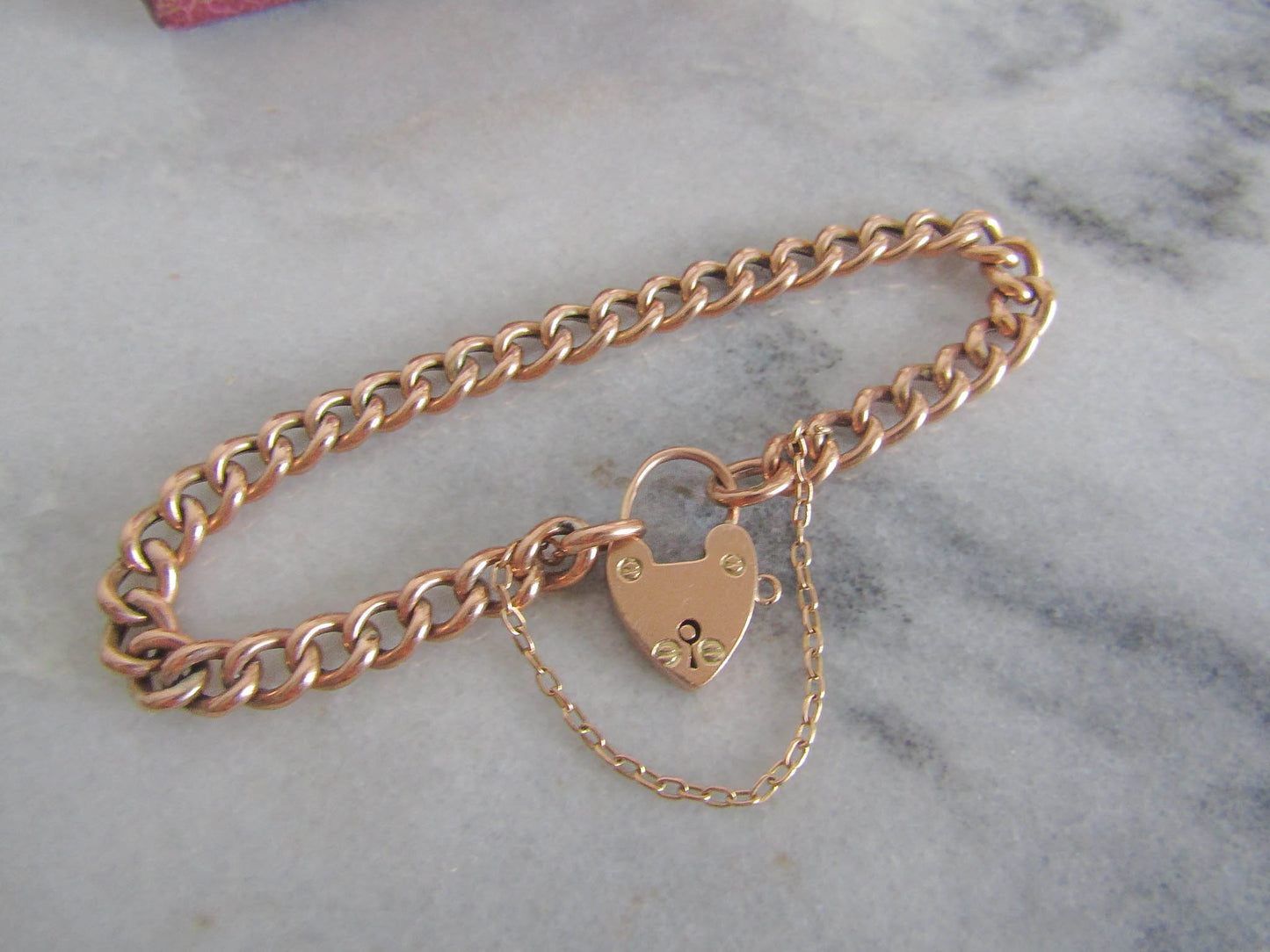 Antique 9 ct Edwardian Curb Bracelet with Heart Padlock