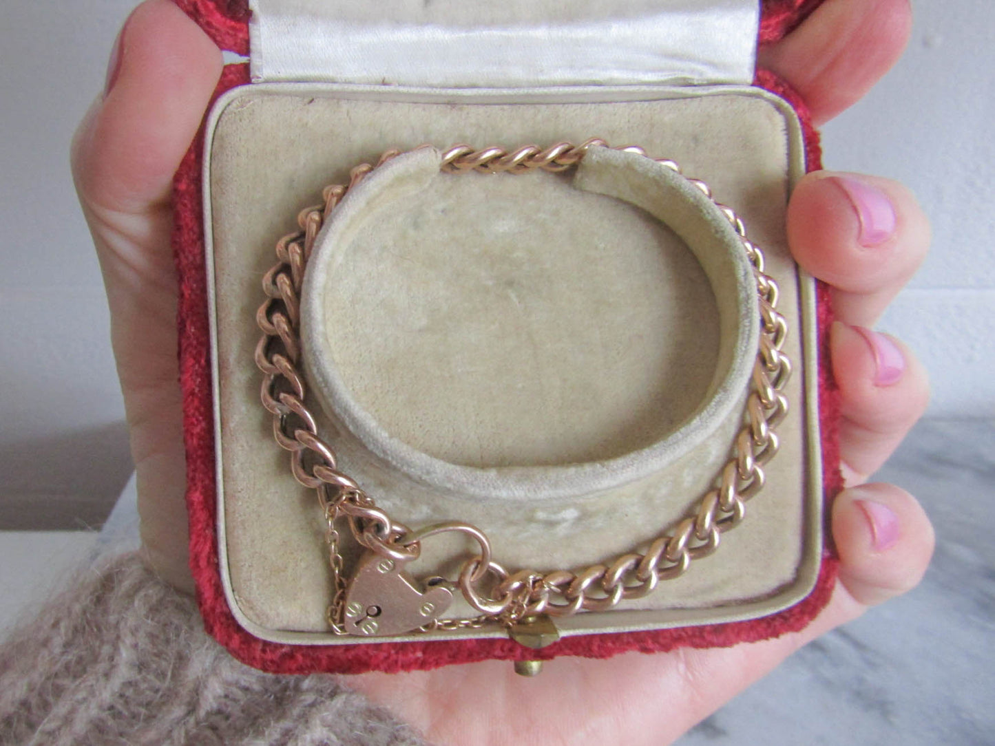 Antique 9 ct Edwardian Curb Bracelet with Heart Padlock