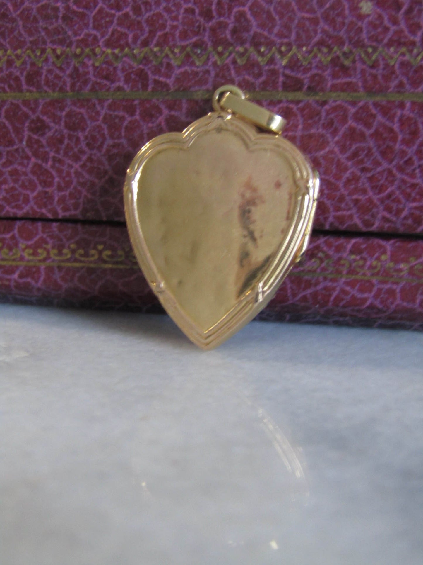 18K Gold Art Nouveau Heart Locket, Romantic French Belle Epoque Locket c. 1900