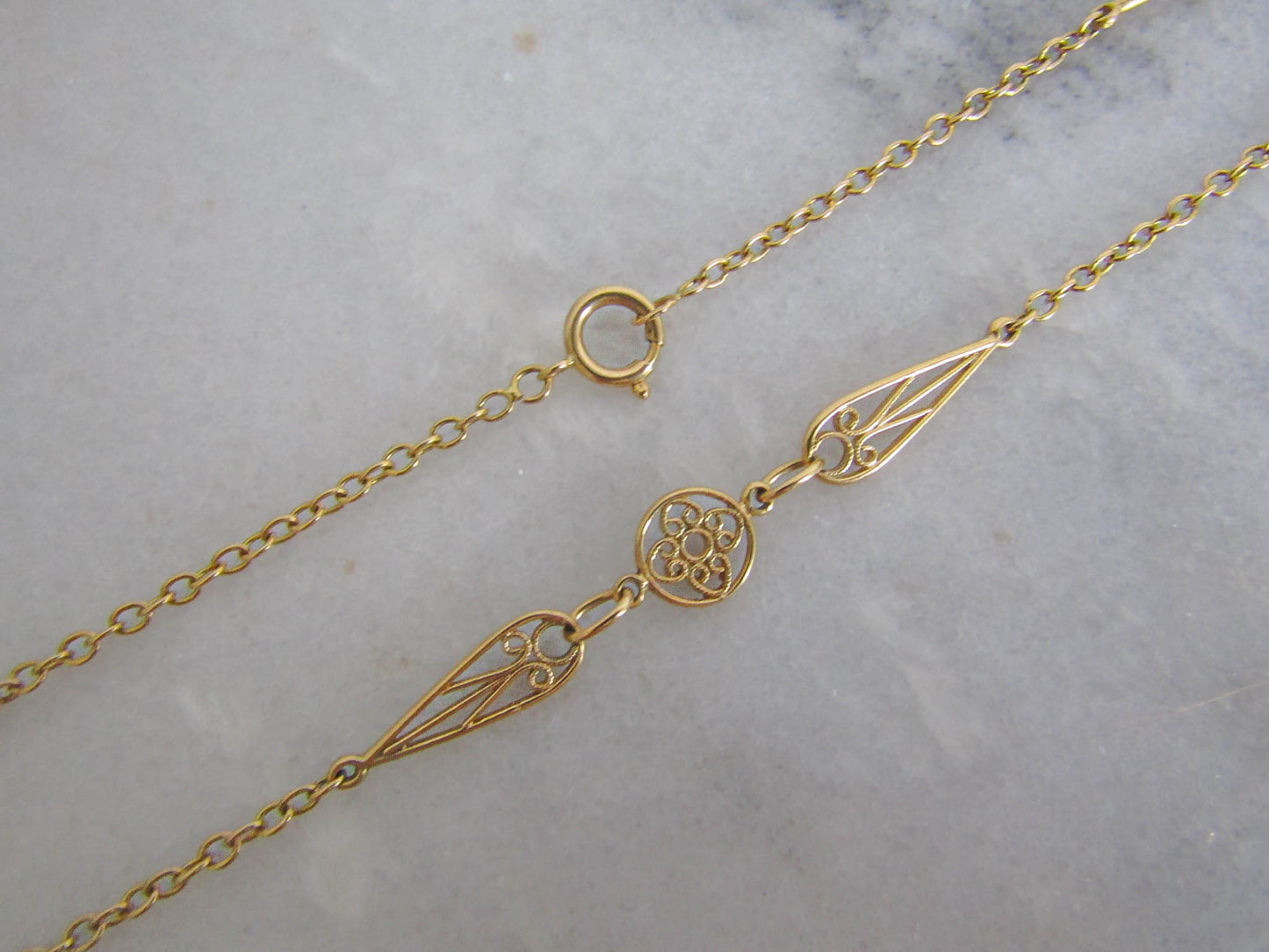 Antique French 18K Gold Filigree Heart Chain, Romantic Solid Gold Belle Epoque Necklace c. 1900