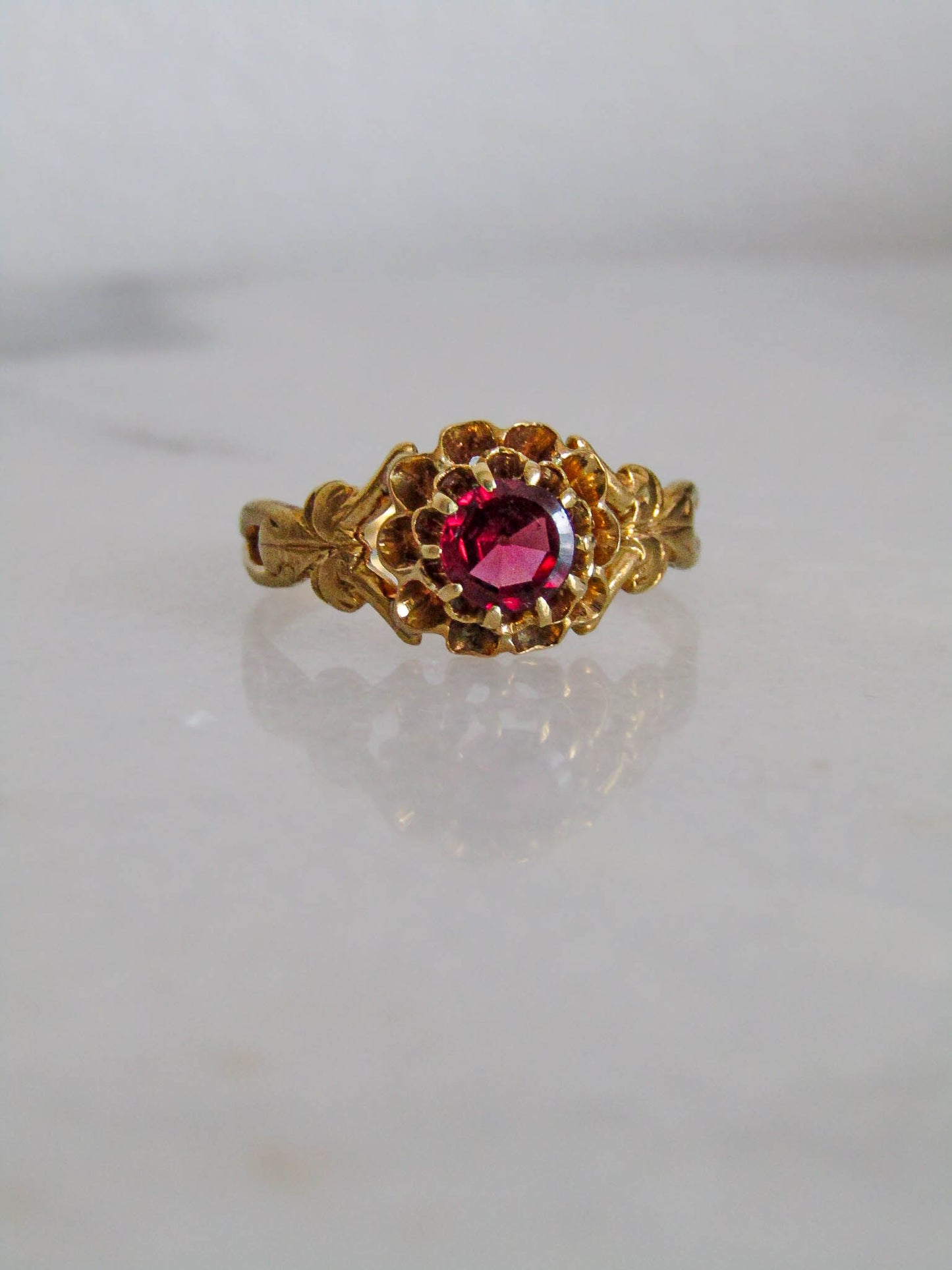 Antique 18K Garnet Ring with Buttercup Setting