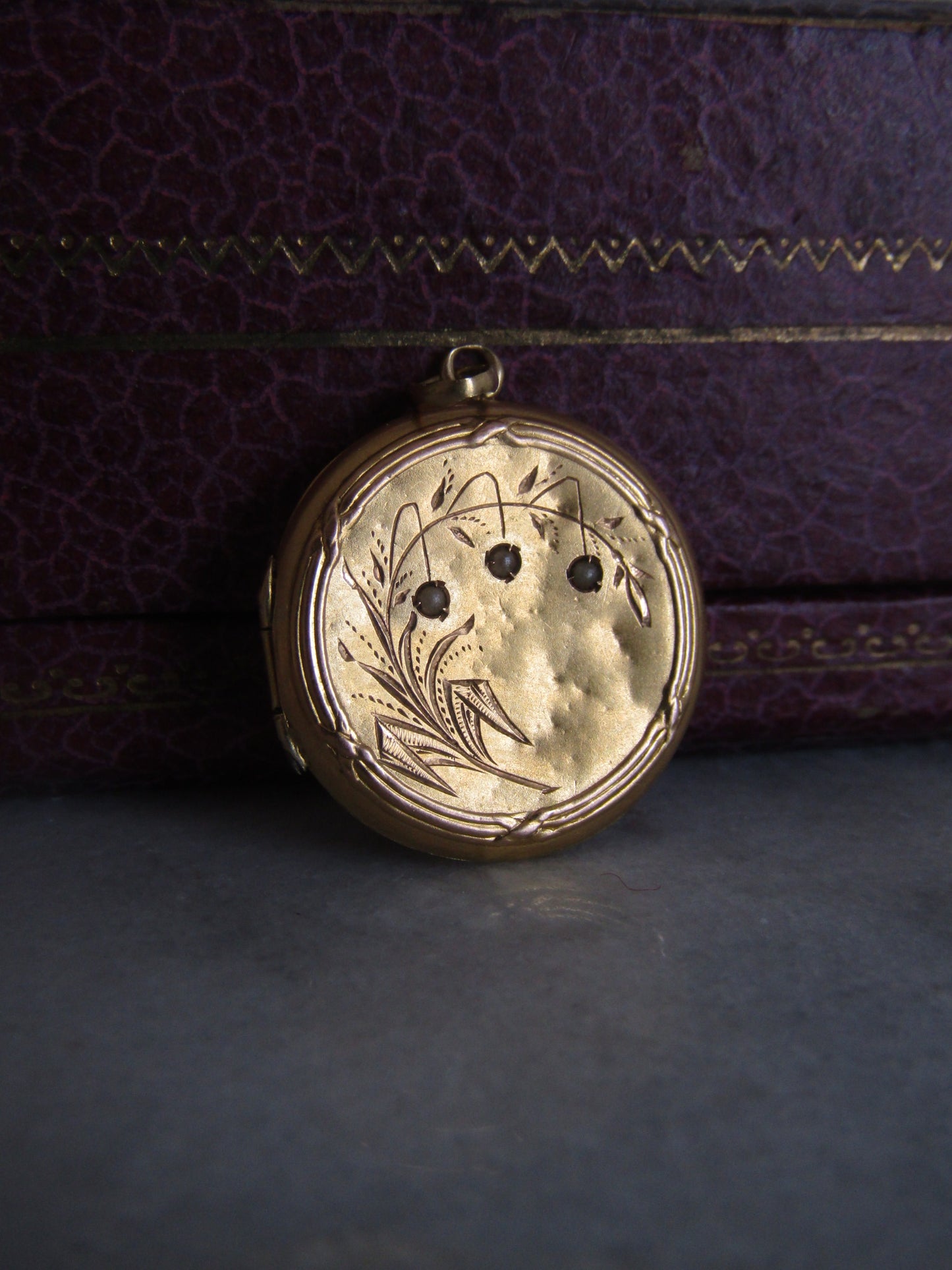 Art Nouveau Lily of the Valley Locket, Antique French Romantic Locket c. 1900