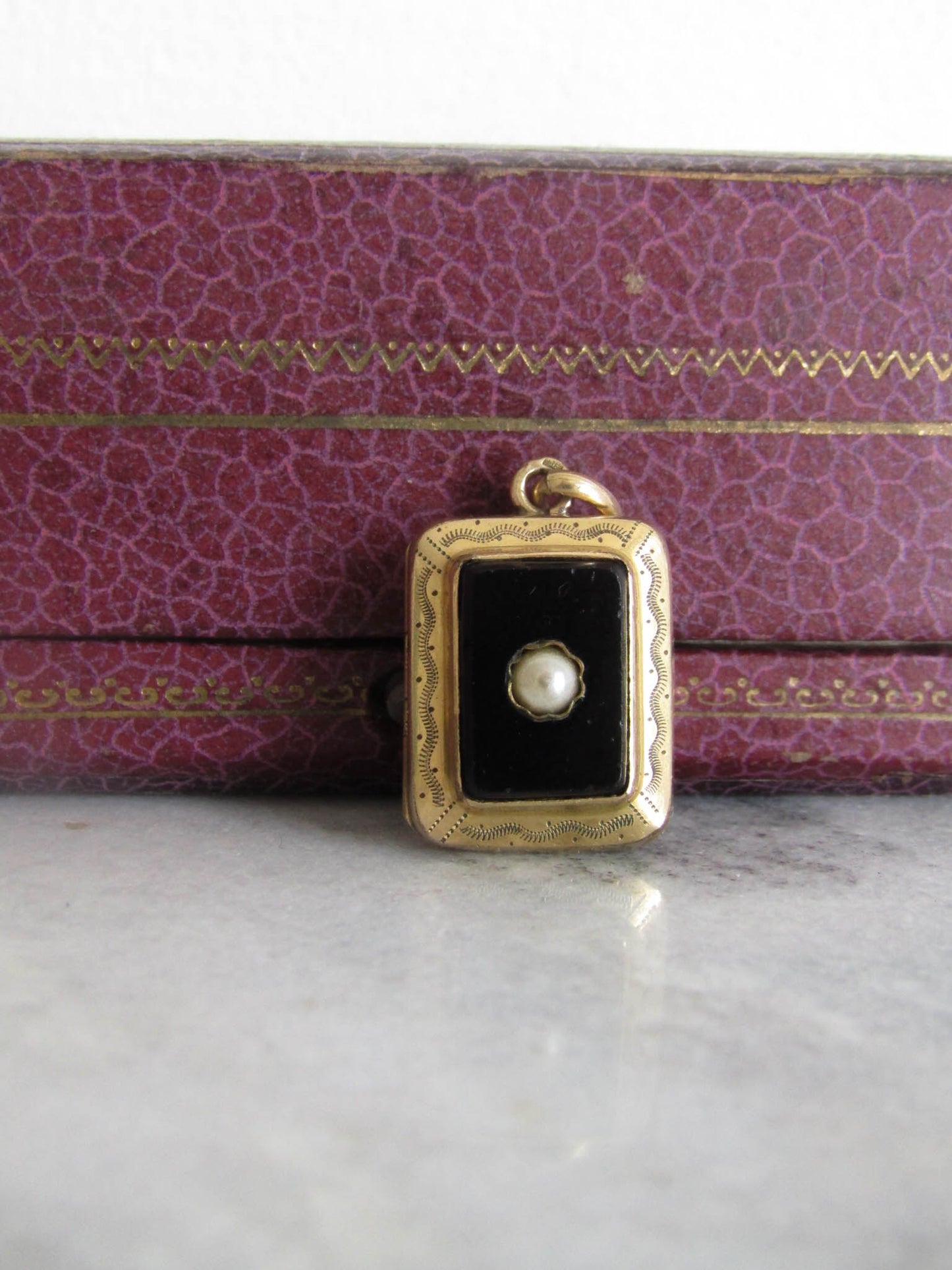 Antique Gold Filled Onyx Mourning Locket, Rectangular Onyx Pendant with Hinged Glass Partition c. 180