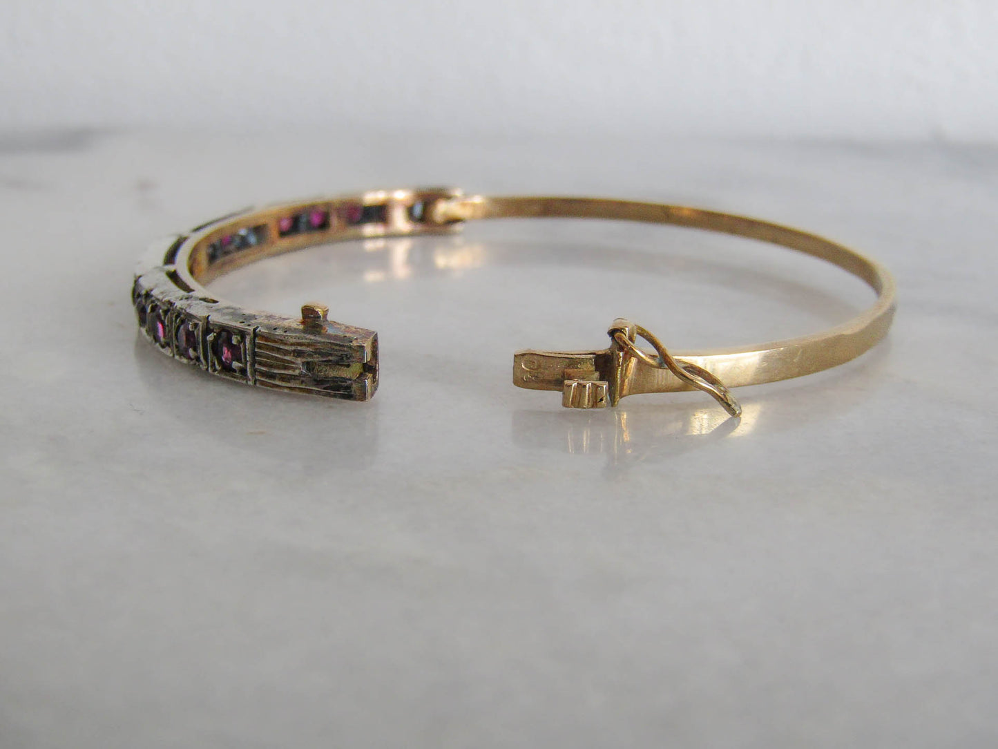 Vintage 18k Gold and Silver Red Spinel Bangle Bracelet c. 1940, Art Deco French Opening Bracelet with Box Clasp