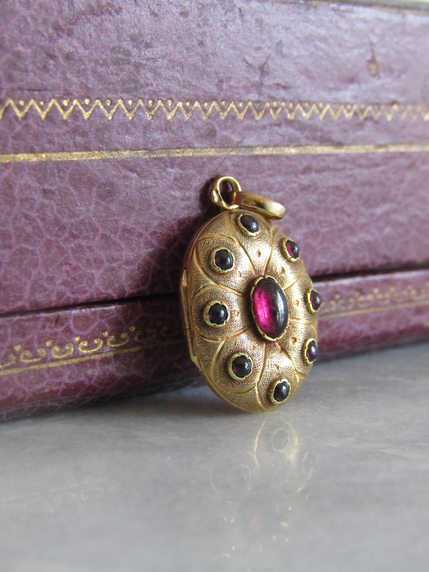 Antique Mid-Victorian French Cabochon Garnet Locket c. 1860