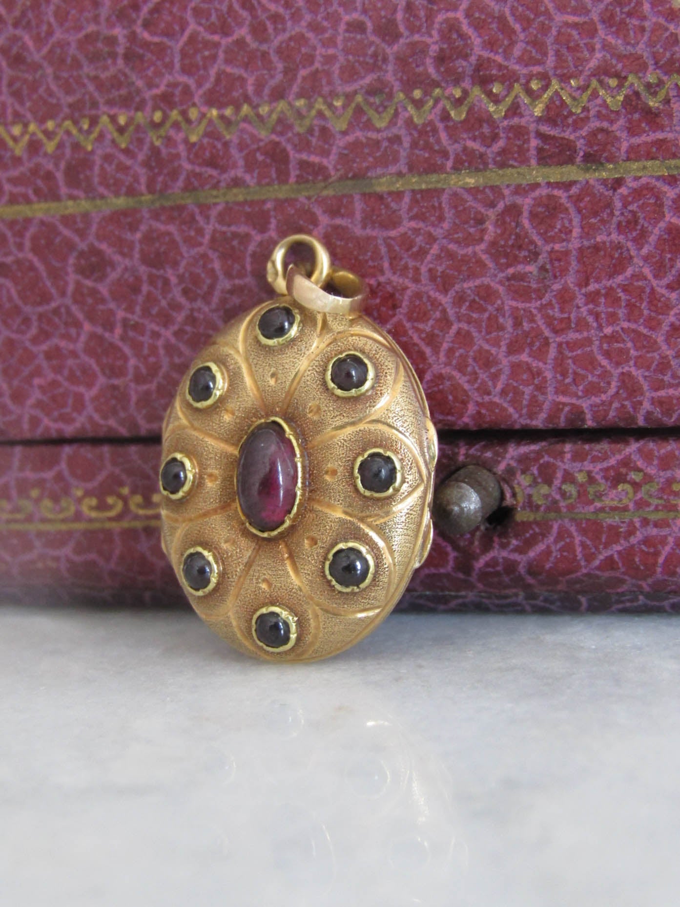 Antique Mid-Victorian French Cabochon Garnet Locket c. 1860