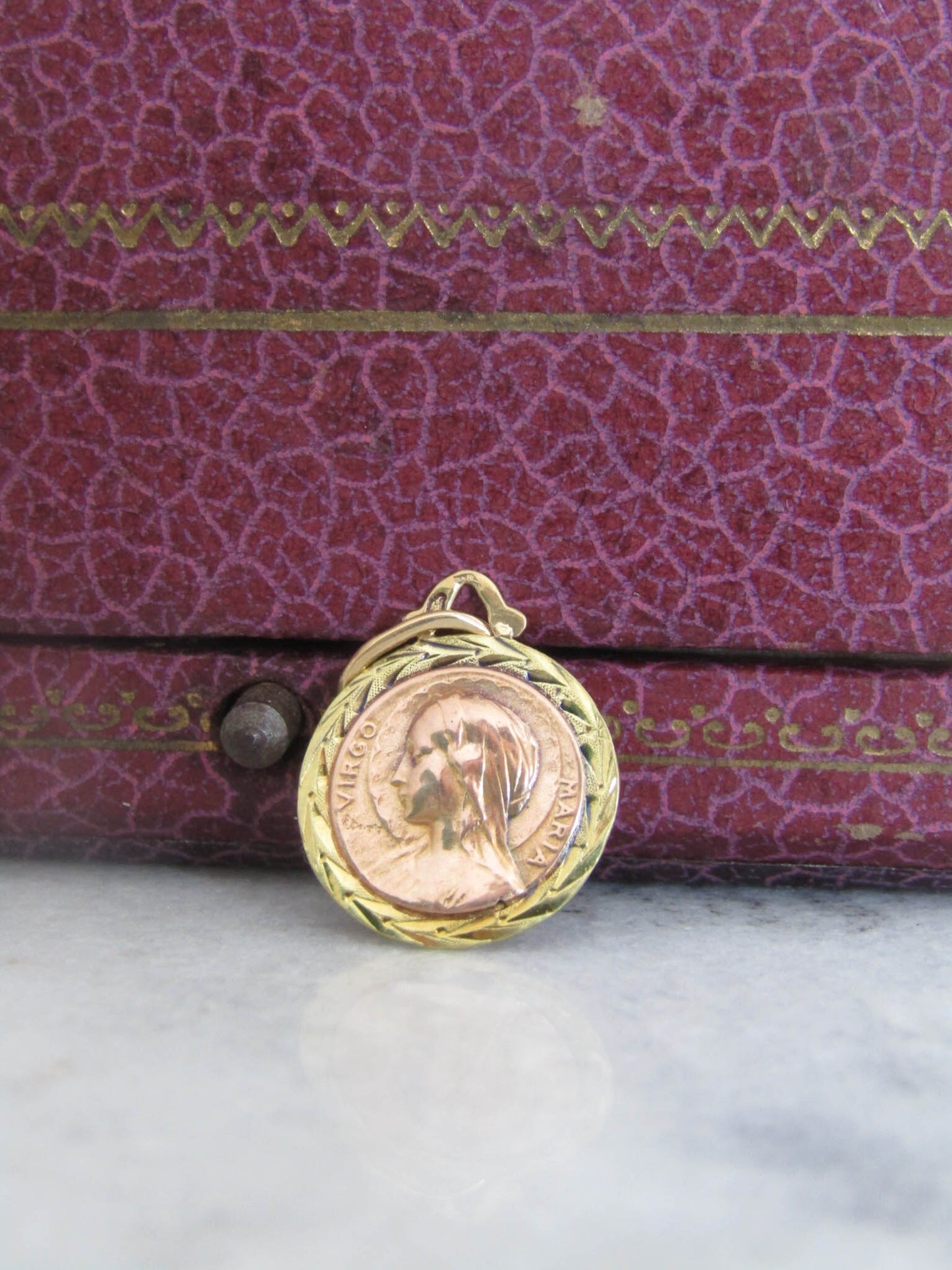 18K Gold Virgin Mary Religious Medal c. 1910 for Communion or Baptism