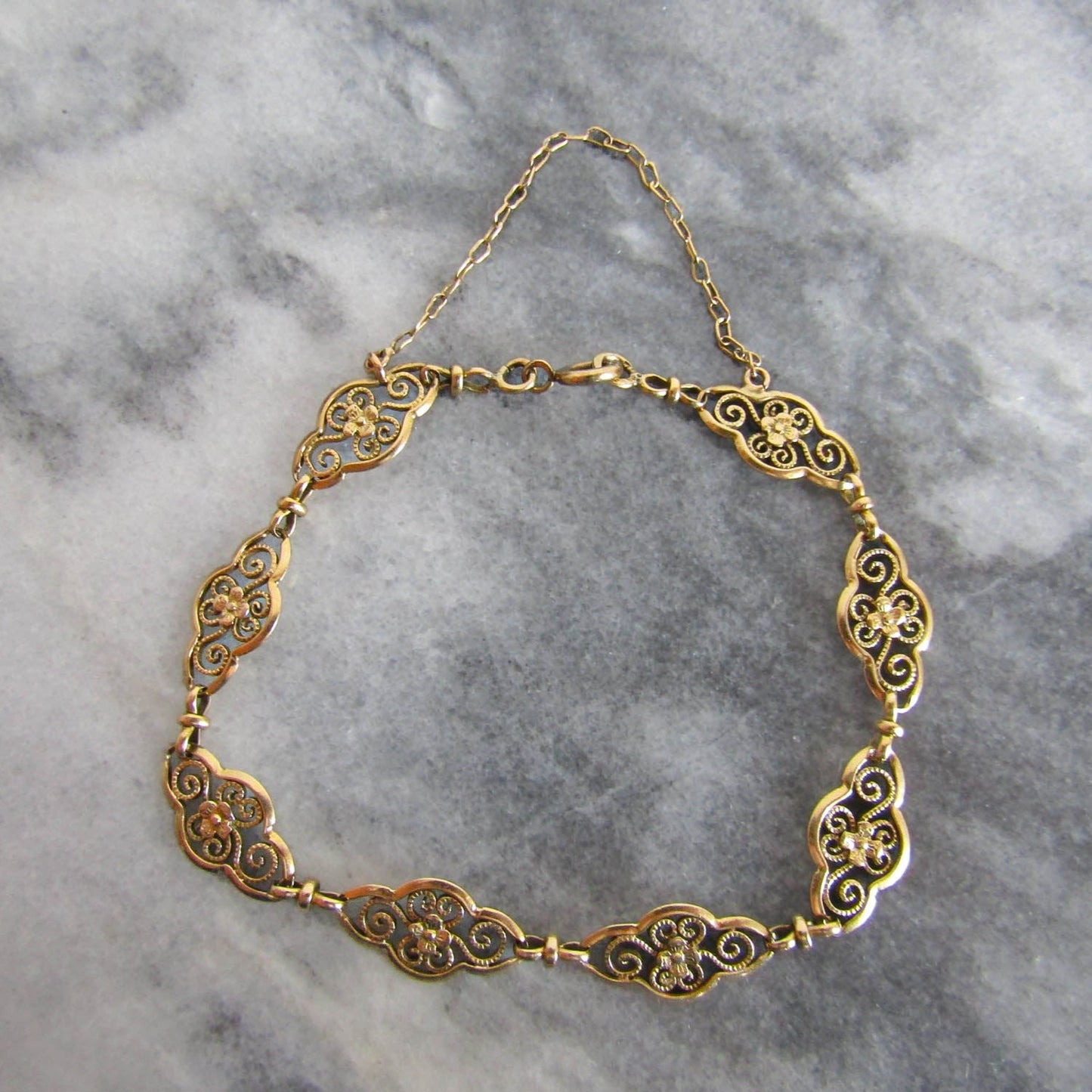 18K Floral Antique Filigree Bracelet c. 1900, Antique Art Nouveau Bracelet with Security Chain