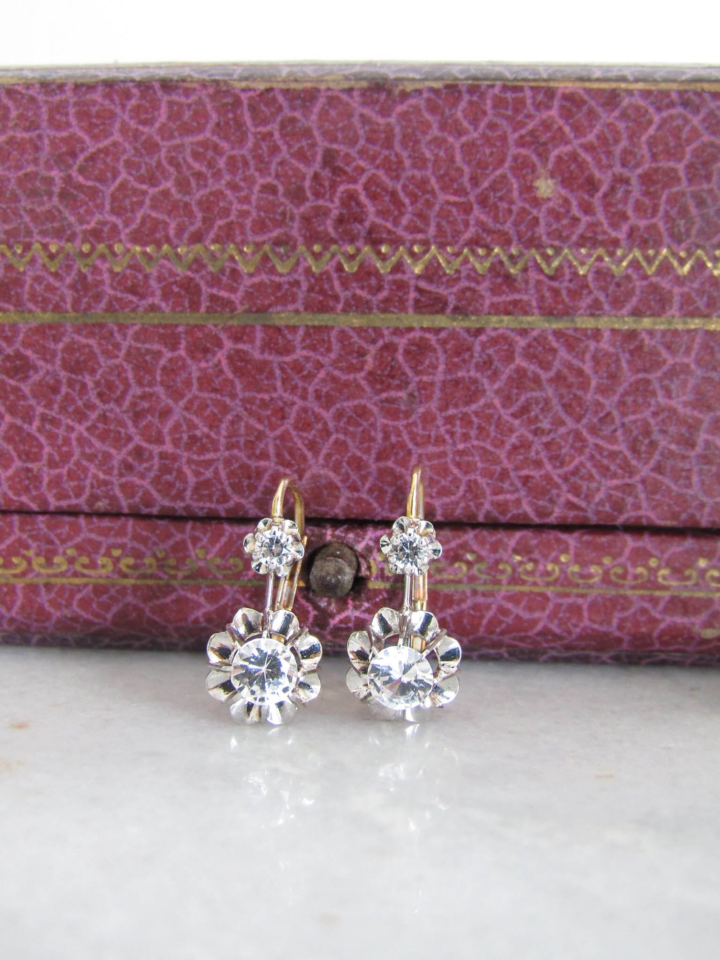 Antique Art Deco 18k Gold Drop Earrings c. 1930