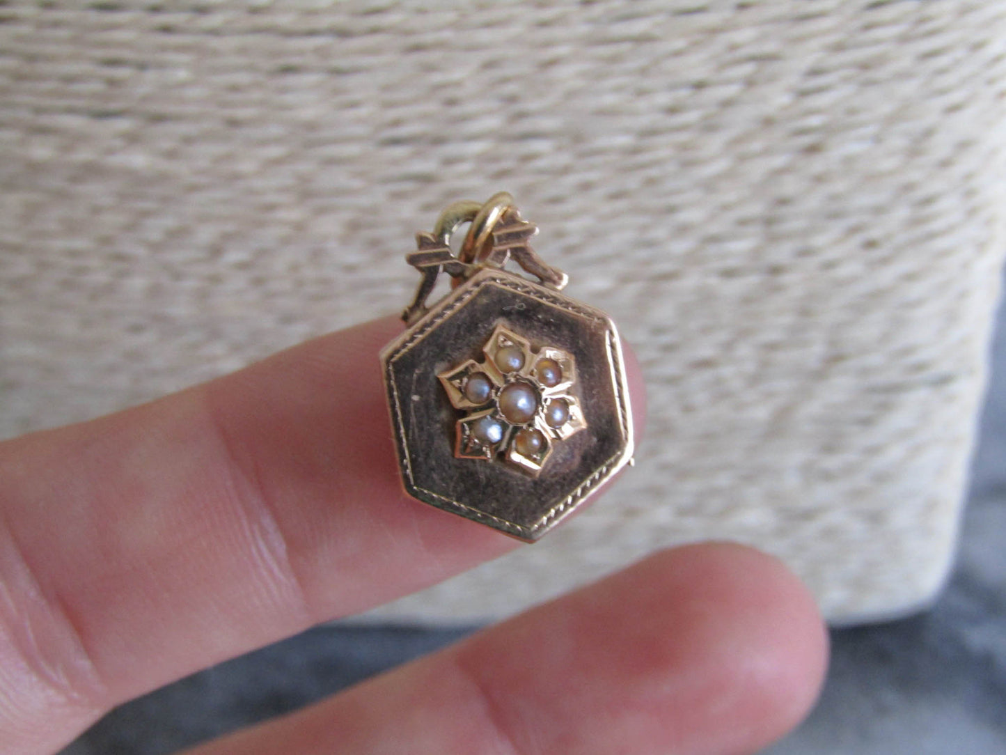 Victorian 18K Gold Hexagon Locket with interior Beveled glass partition and floral center