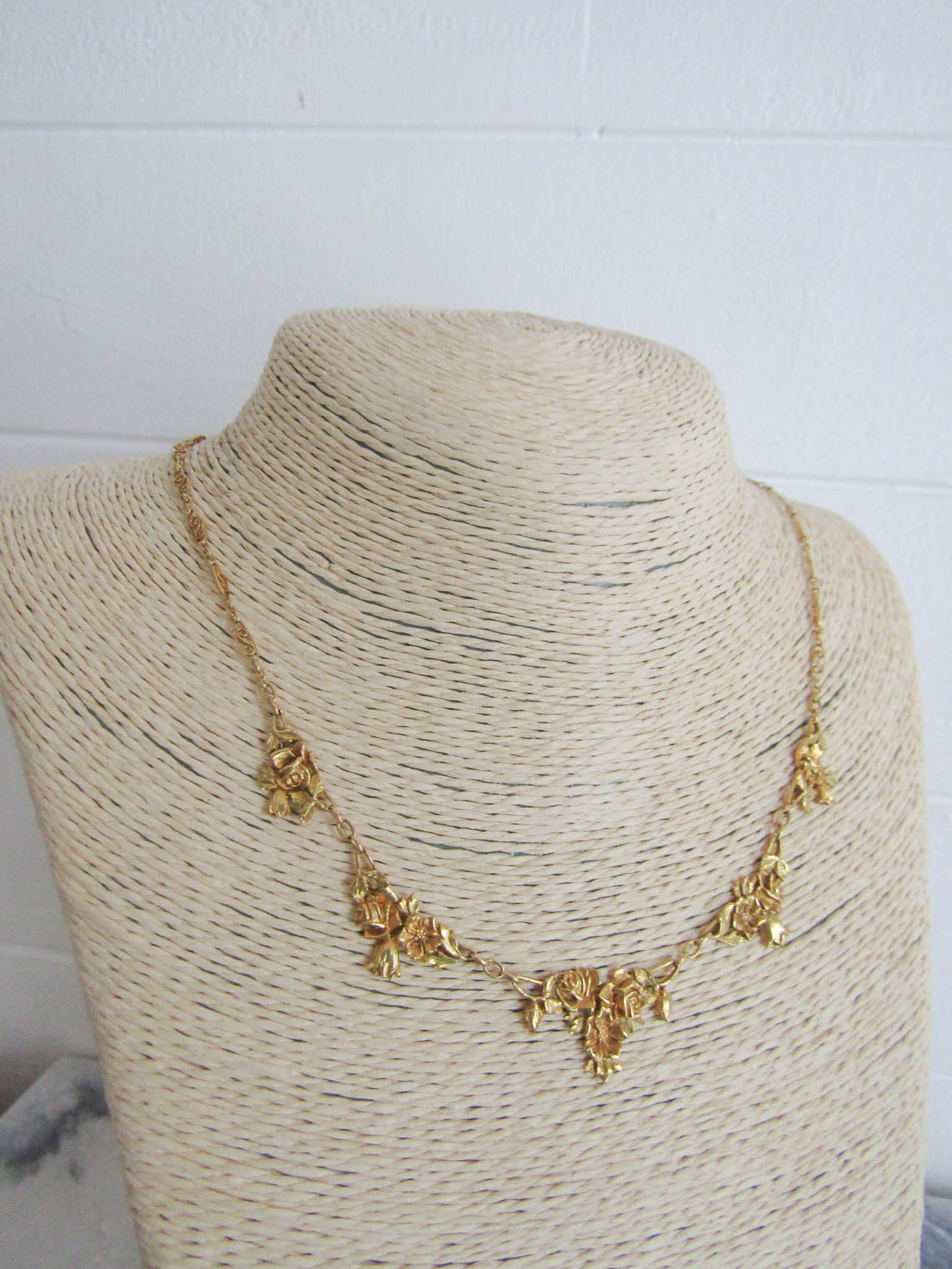 Antique 18K Solid Gold French Floral Drapery Necklace c. 1900