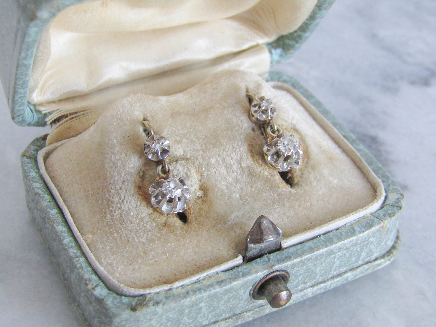 Antique Platinum and 18K Gold Old European Cut Diamond Art Deco Trembleuse Earrings c. 1920