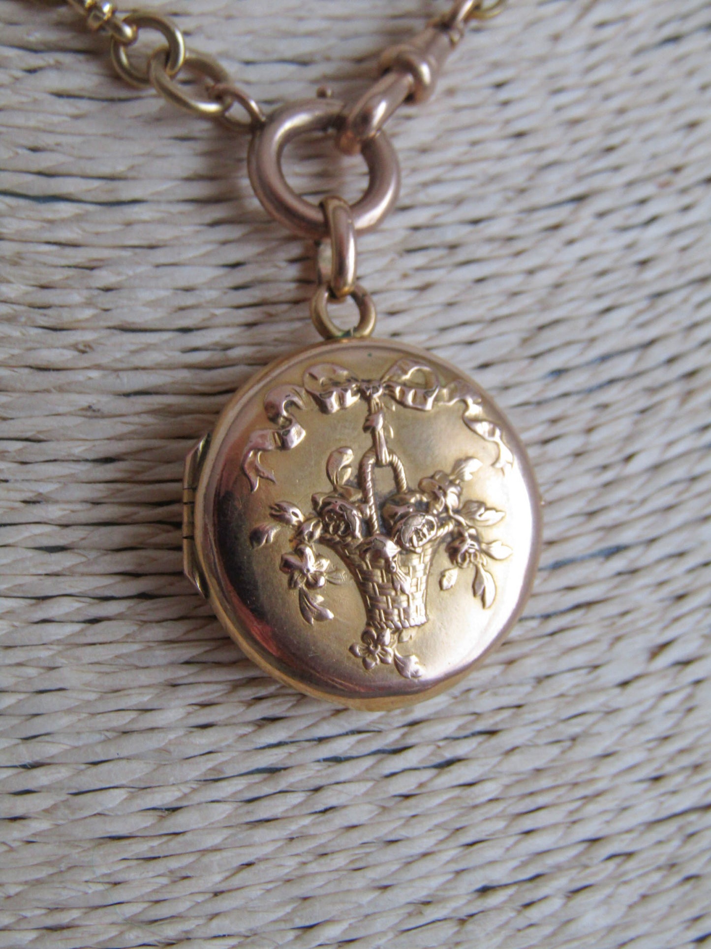 Antique Gold Filled Art Nouveau Locket with removable frame c. 1900