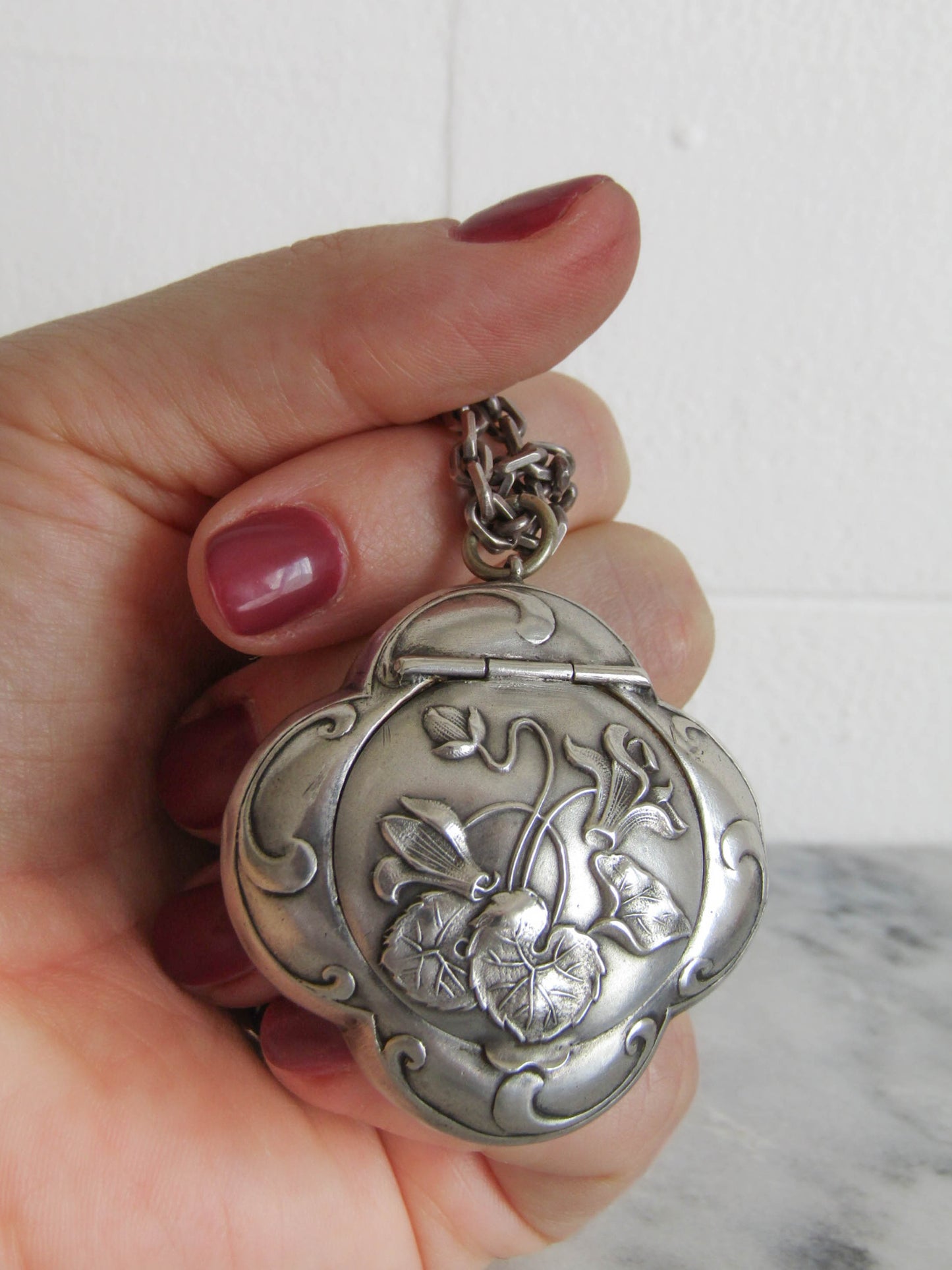 Antique Art Nouveau Quadrilobe Pillbox Powderbox Pendant c. 1900