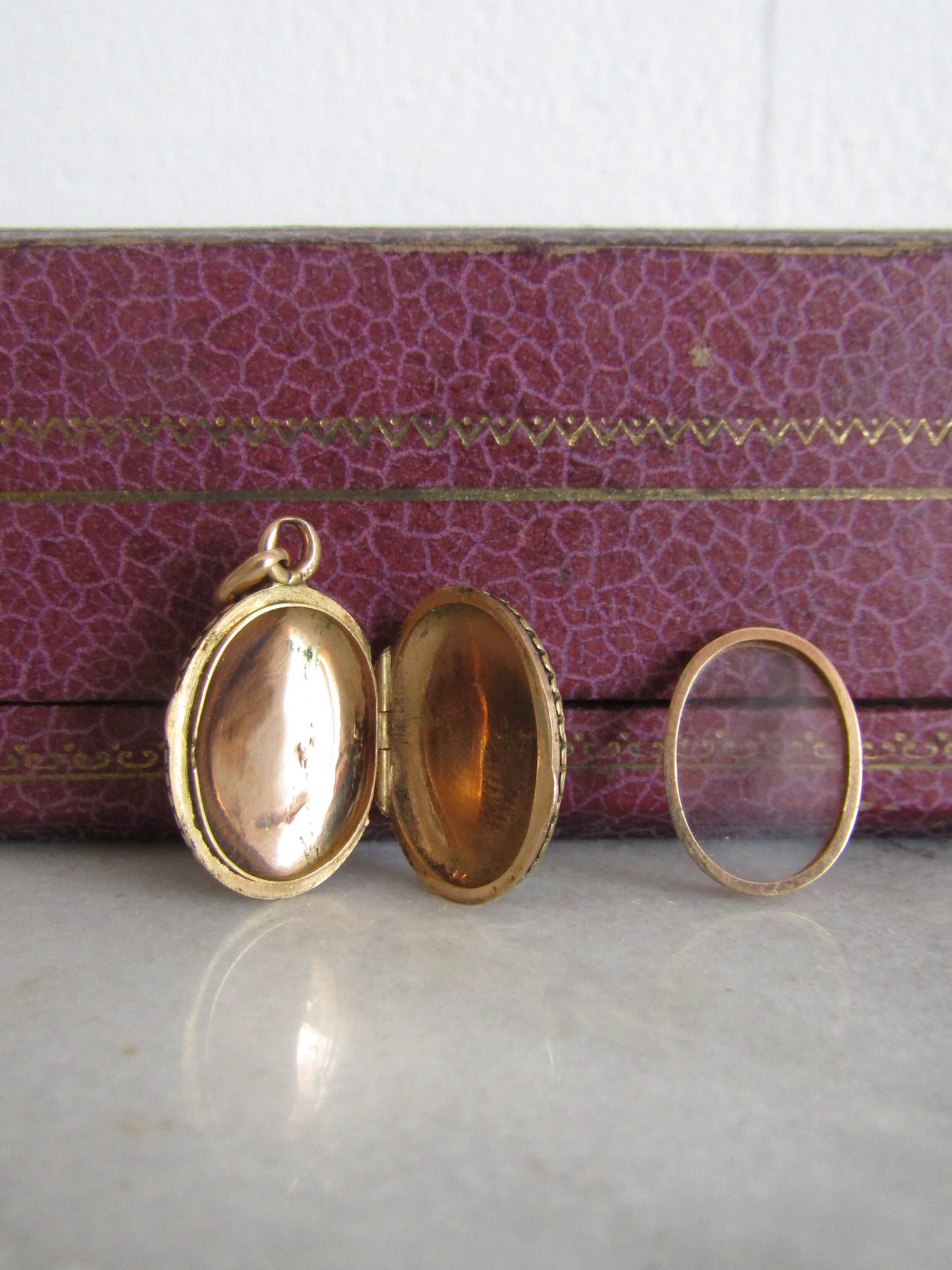 Antique Guilloche Victorian Locket with Removable Glass Insert, XIX Century French Locket