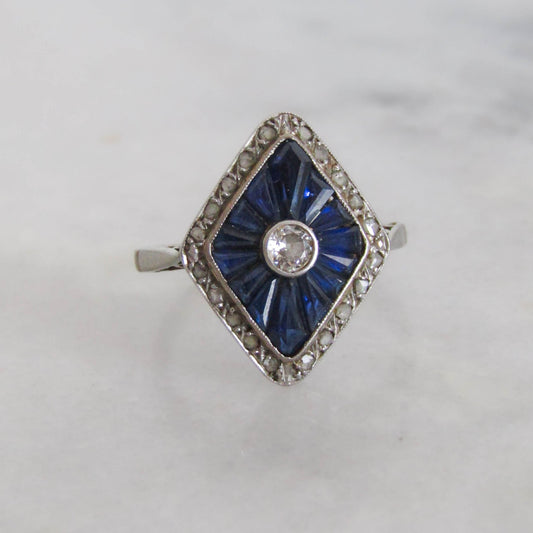 Antique Art Deco Calibrated Sapphire and Diamond Geometric Ring c. 1915