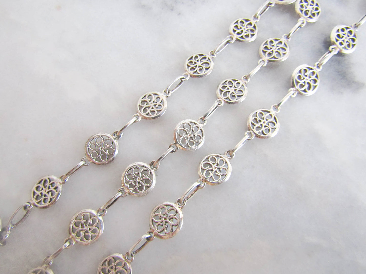 15" Antique Silver Filigree Medallion Link Choker Necklace, late Victorian c. 1900