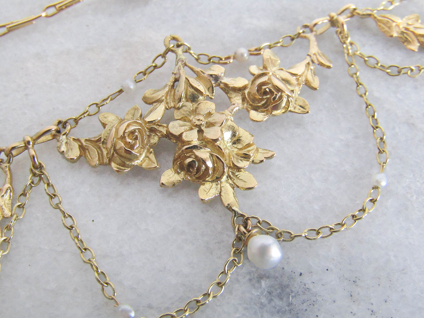 18K Gold Belle Epoque Roses Drapery Necklace, French Esclavage Necklace c. 1900