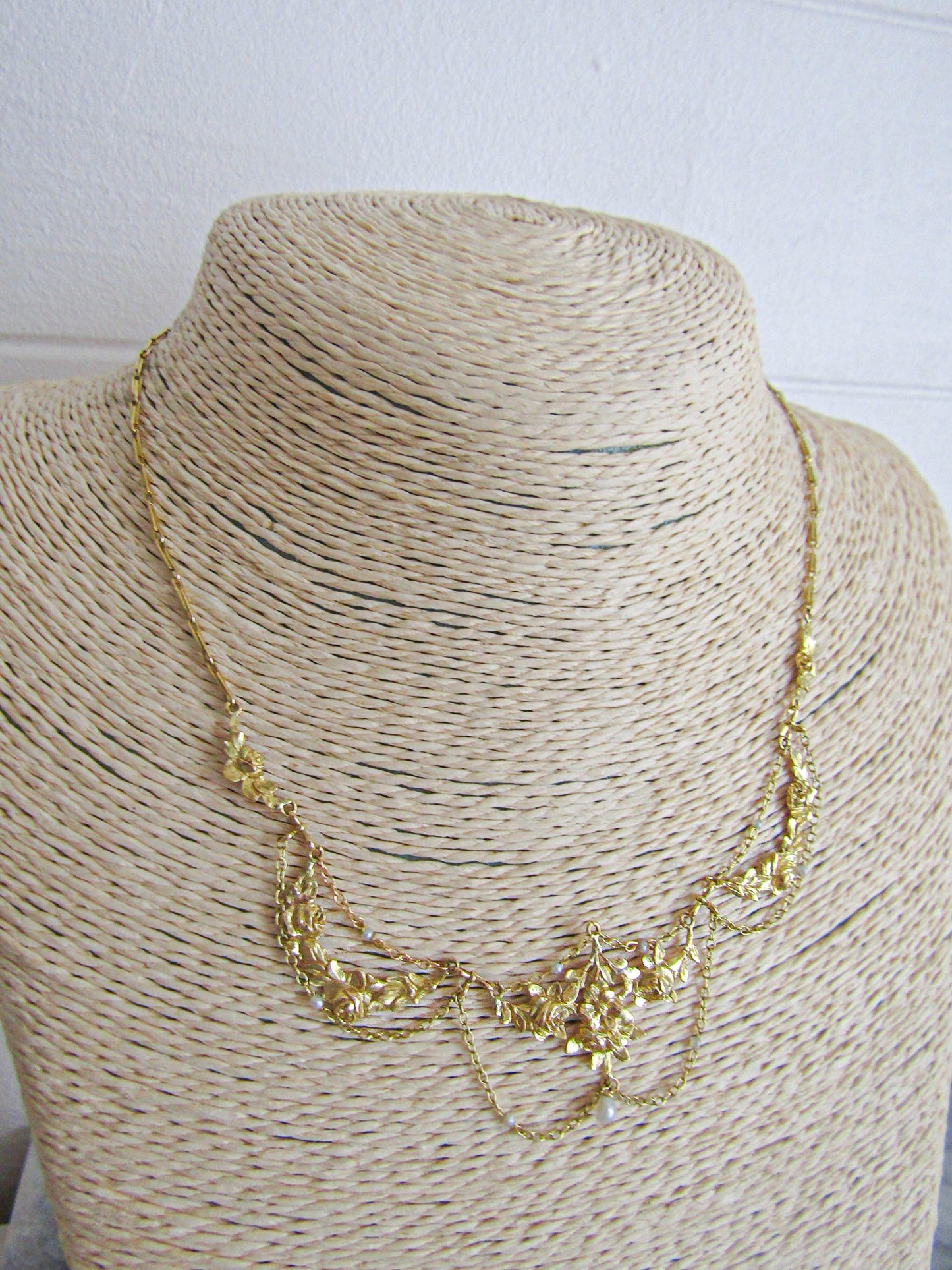 18K Gold Belle Epoque Roses Drapery Necklace, French Esclavage Necklace c. 1900