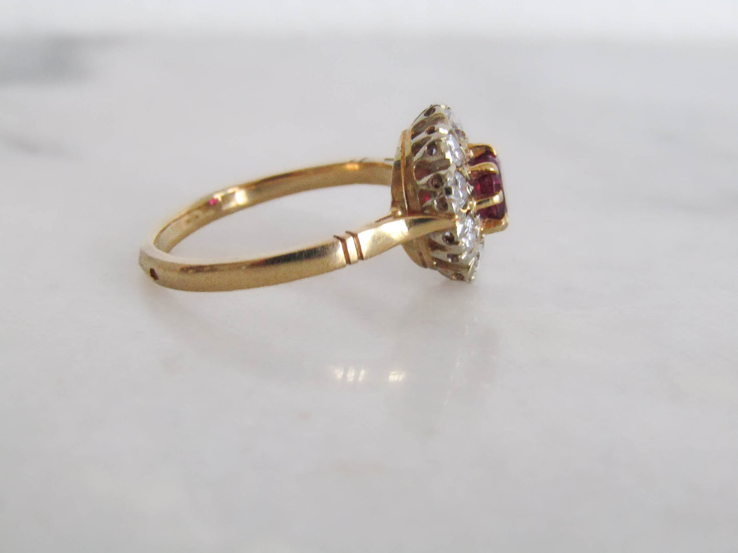 Antique Art Deco Ruby and Diamond Cluster Pompadour Daisy Ring