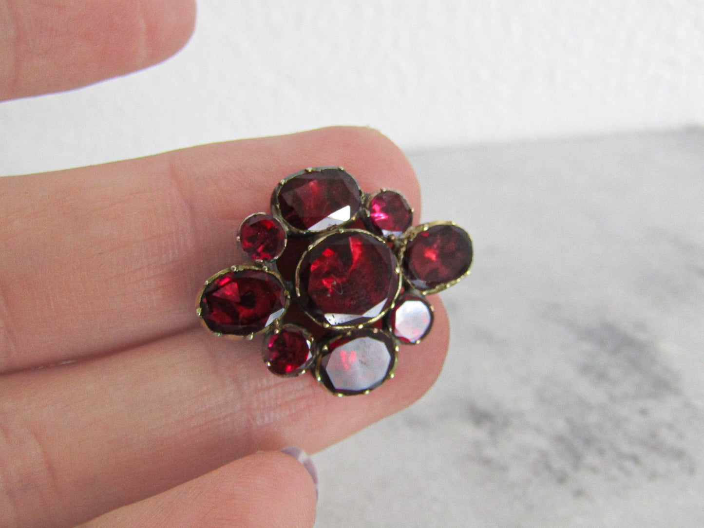 Georgian Flat Cut Garnet Foiled Brooch c. 1820