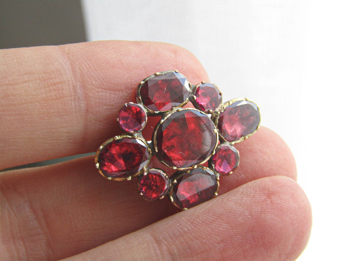 Georgian Flat Cut Garnet Foiled Brooch c. 1820