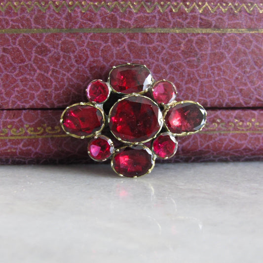 Georgian Flat Cut Garnet Foiled Brooch c. 1820