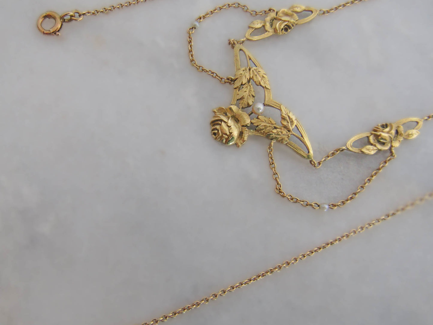 Art Nouveau 18K Solid Gold Drapery Necklace c. 1900