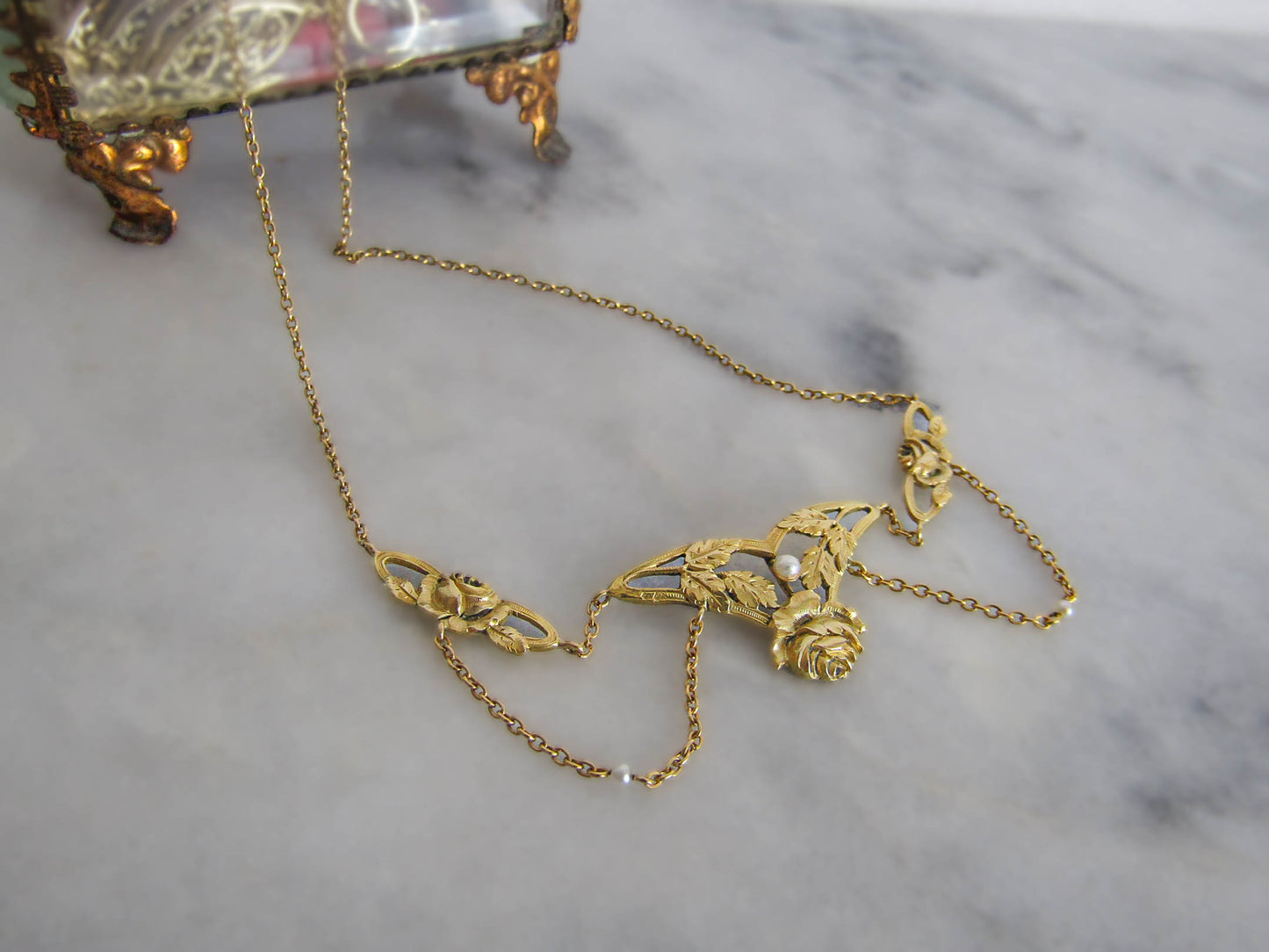 Art Nouveau 18K Solid Gold Drapery Necklace c. 1900