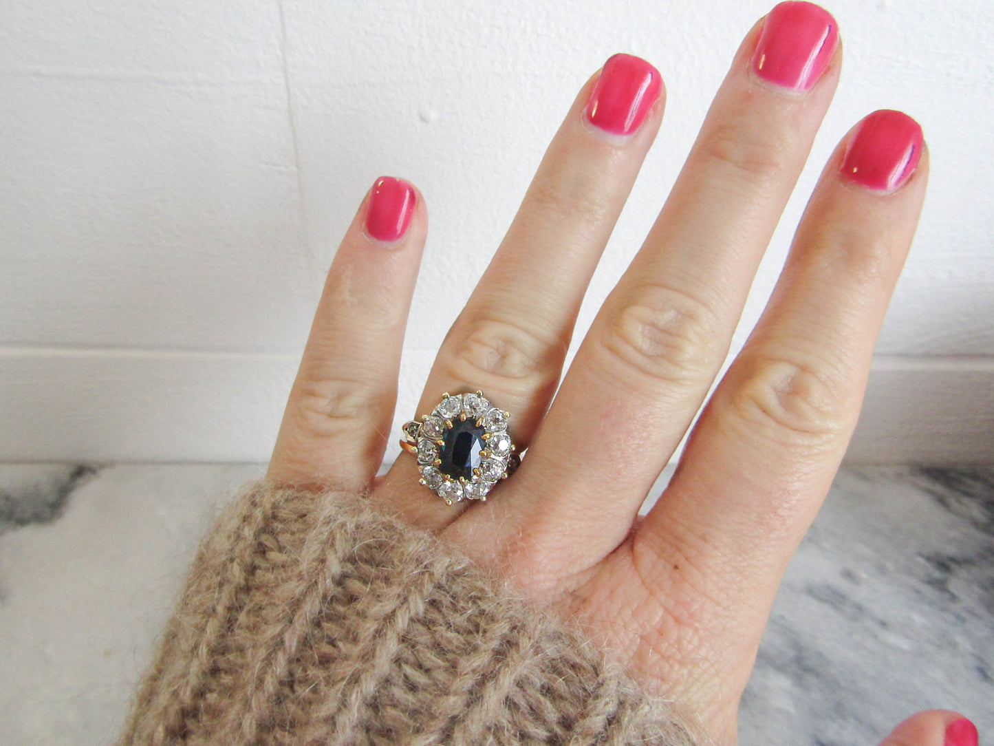 1.7 Carat Art Deco Sapphire and Diamond Platinum Ring, Antique Pompadour Daisy Ring c. 1910