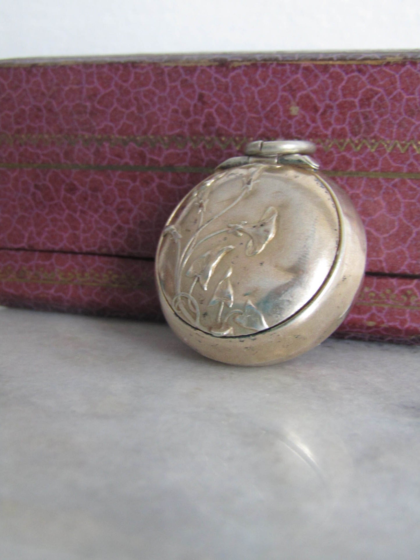 Antique Gold Washed Silver Art Nouveau Powder Box Pendant c. 1900