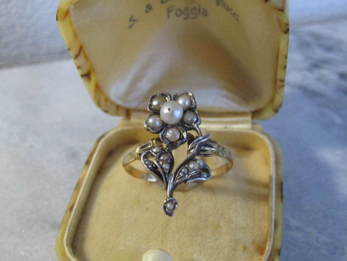 Antique 18k Gold and Silver Pearl Flower Ring