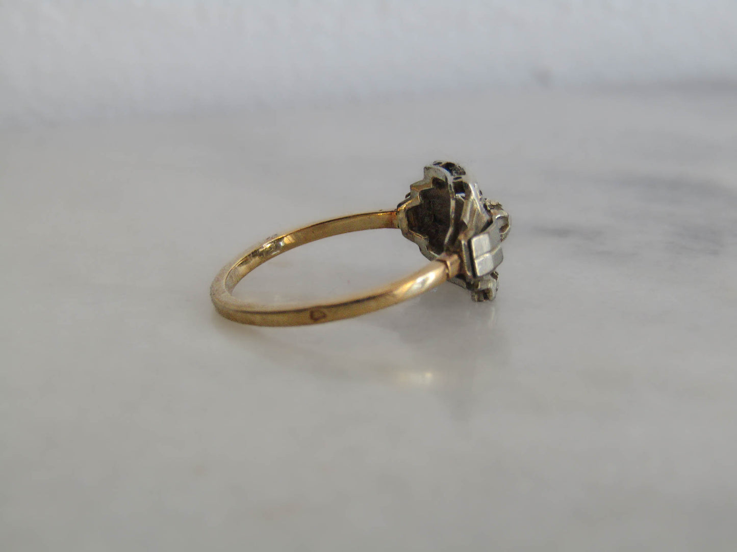 Antique Art Deco 18K Solid Gold Diamond Solitaire Engagement Ring c. 1920