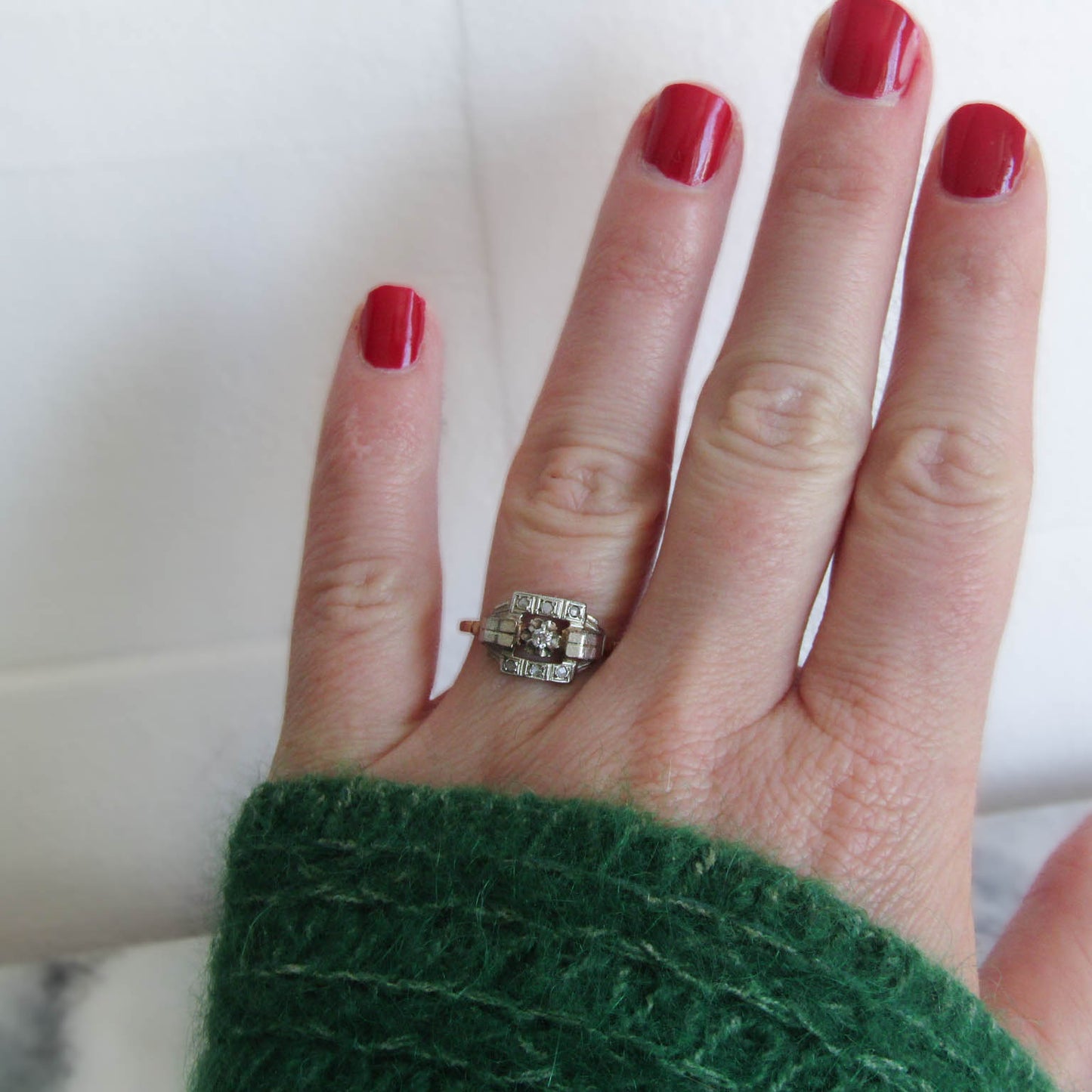Antique Art Deco 18K Solid Gold Diamond Solitaire Engagement Ring c. 1920
