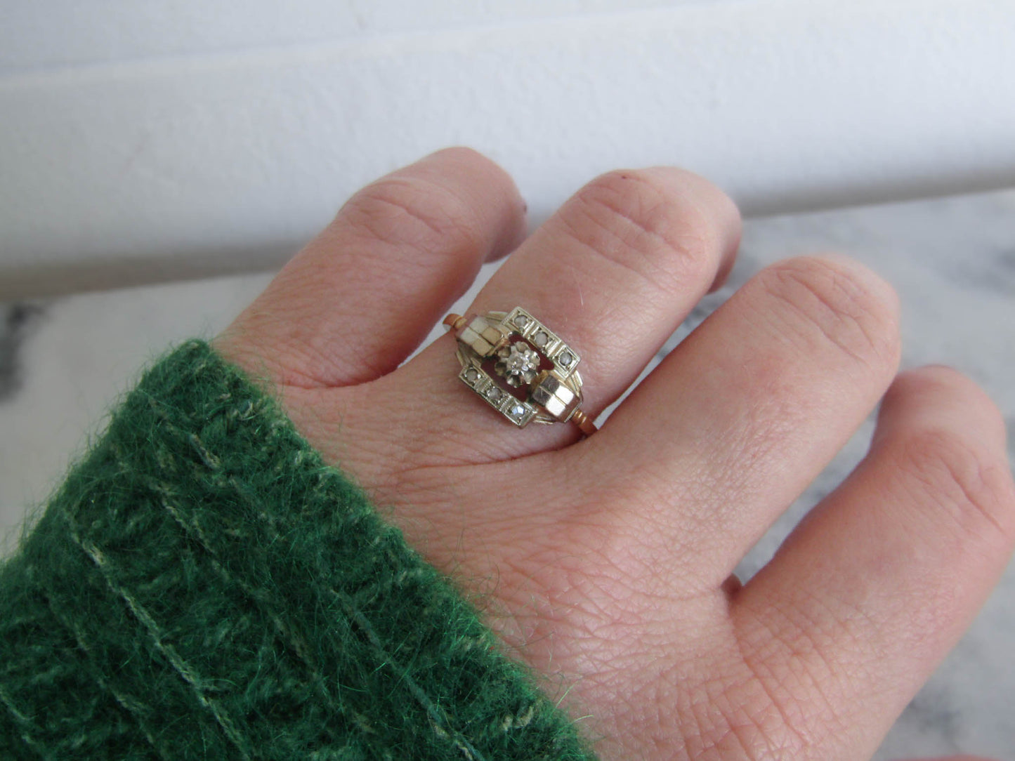 Antique Art Deco 18K Solid Gold Diamond Solitaire Engagement Ring c. 1920