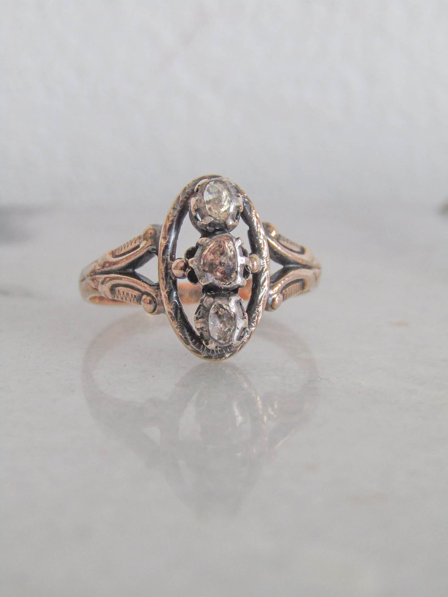 Antique Georgian Three Stone Rose Cut Diamond Ring c. 1830