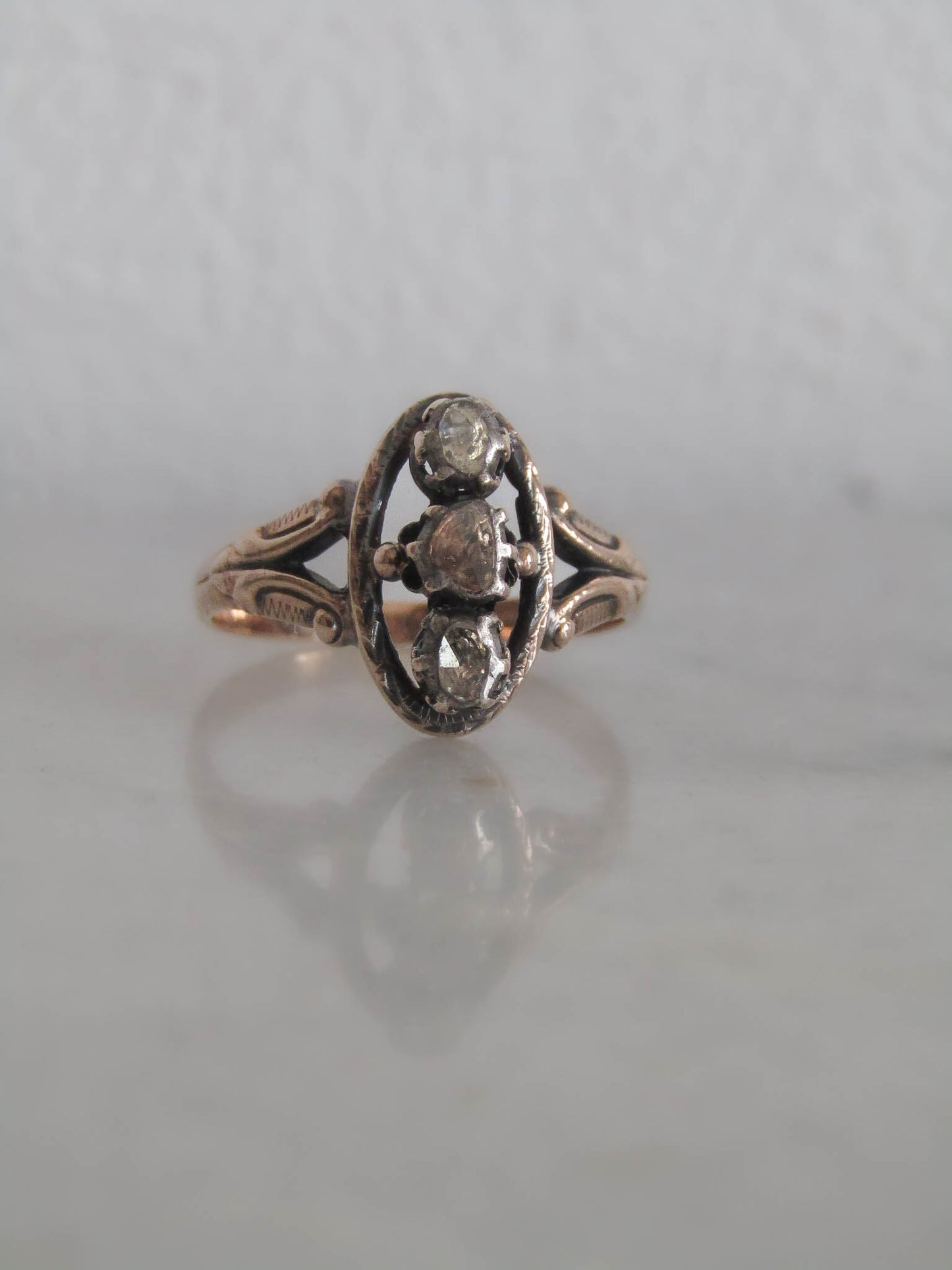 Antique Georgian Three Stone Rose Cut Diamond Ring c. 1830