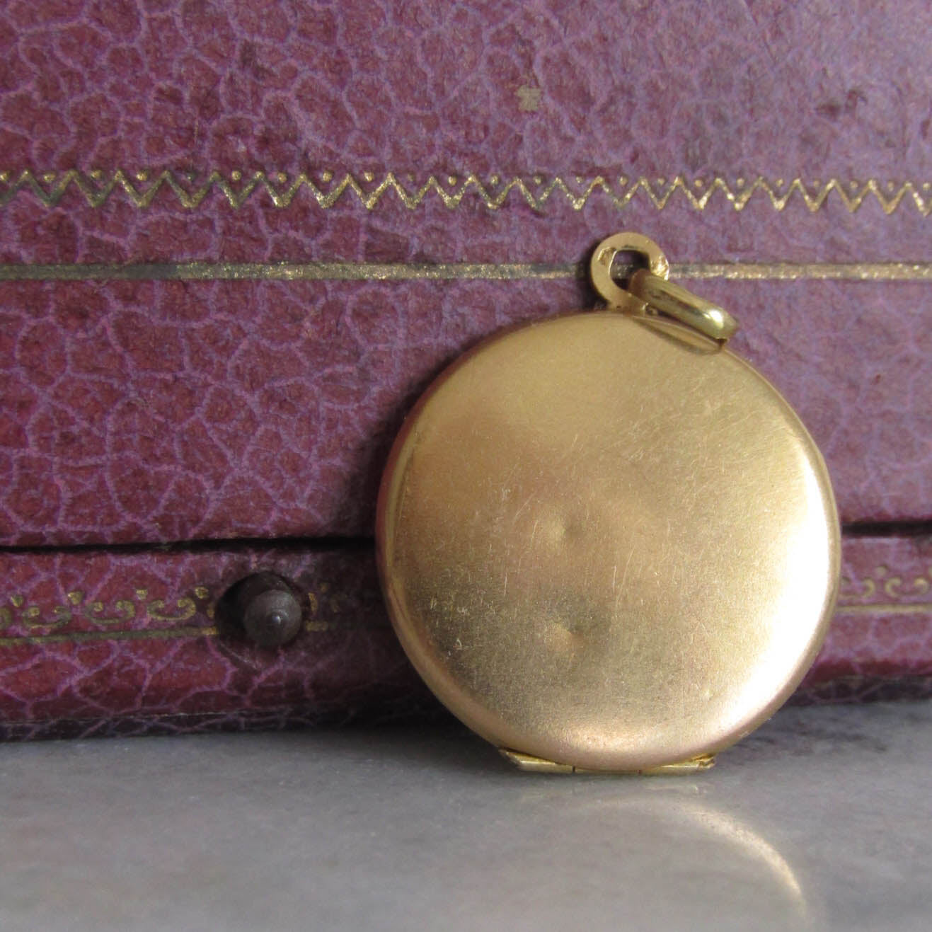 Antique French Edwardian Round Locket with Seed Pearls c. 1900
