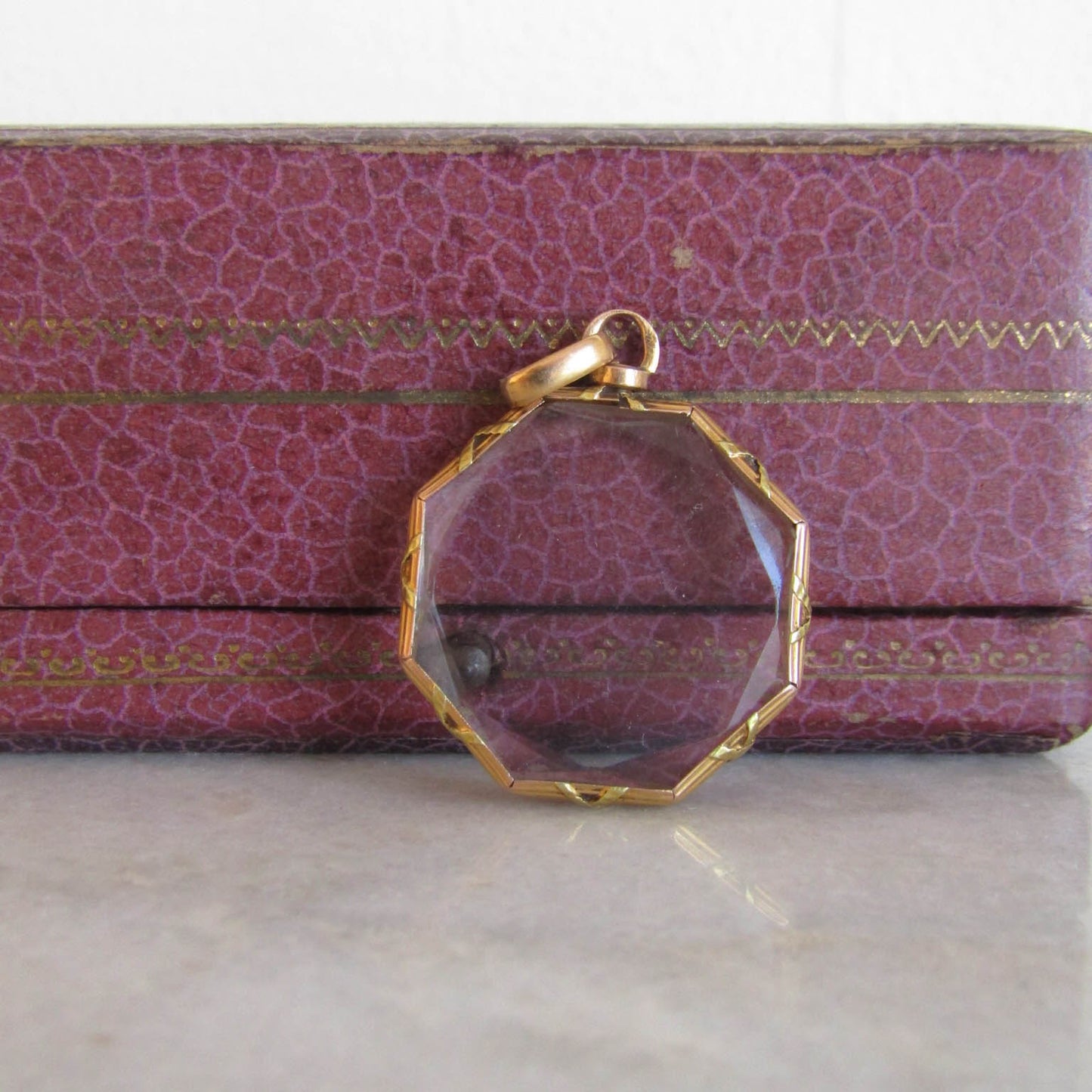 Antique French Hexagonal Glass Shaker Locket, 18k Gold French Locket c. 1900