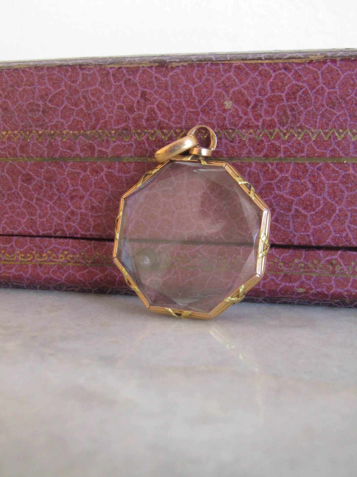 Antique French Hexagonal Glass Shaker Locket, 18k Gold French Locket c. 1900