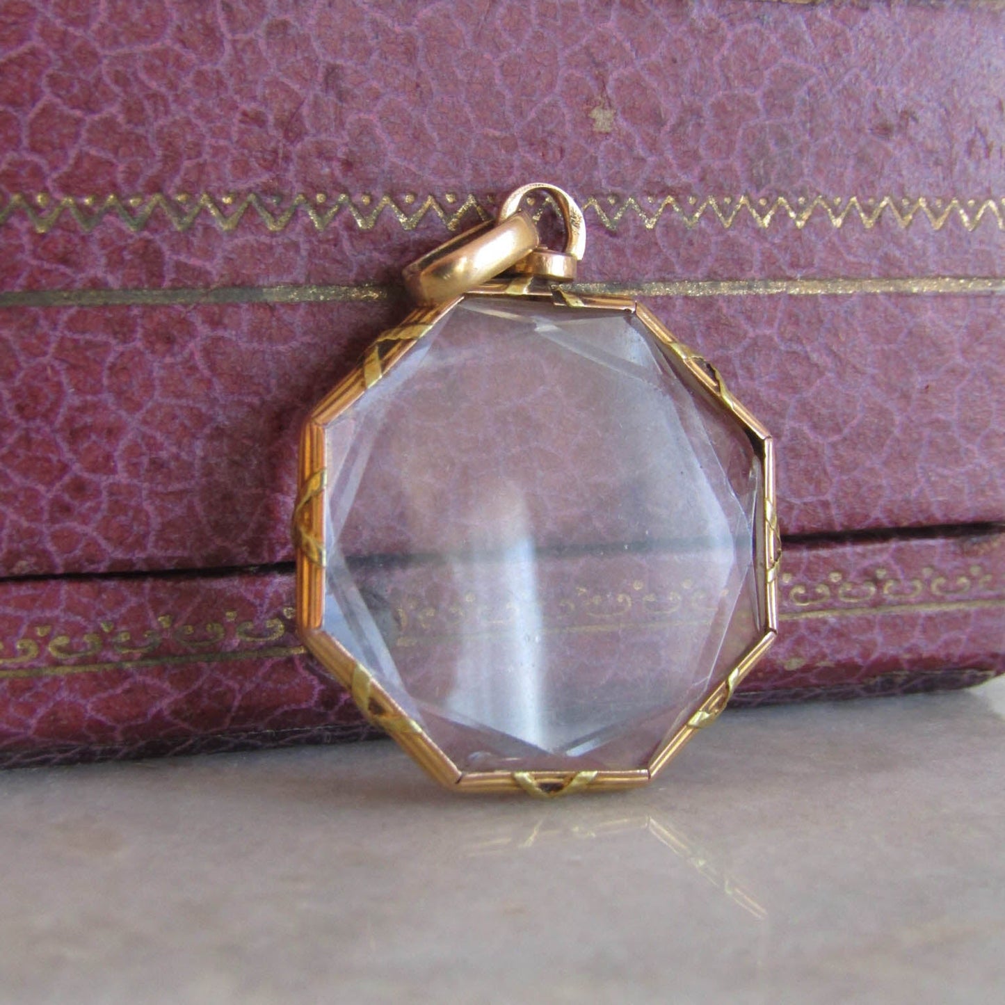 Antique French Hexagonal Glass Shaker Locket, 18k Gold French Locket c. 1900