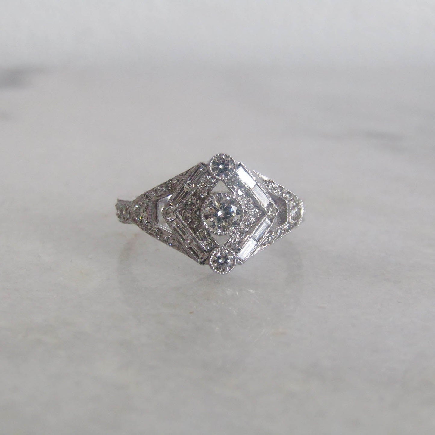 Vintage Art Deco Style 18K Solid Gold Diamond Ring before 2000