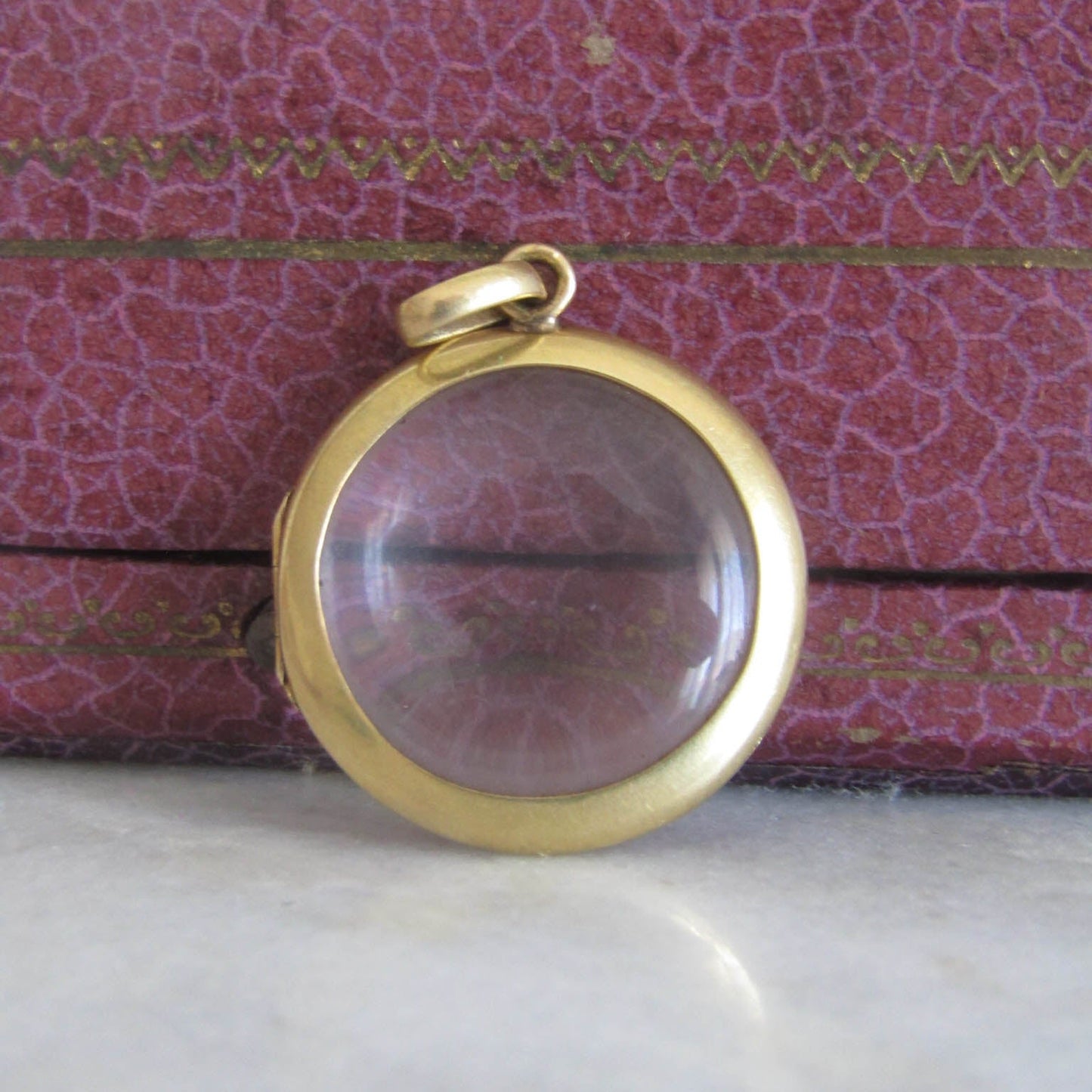 Antique 18K Solid Gold and Glass Sentimental Locket c. 1900
