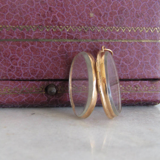 Antique 18k Solid Gold French Oval Shaker Locket c. 1900