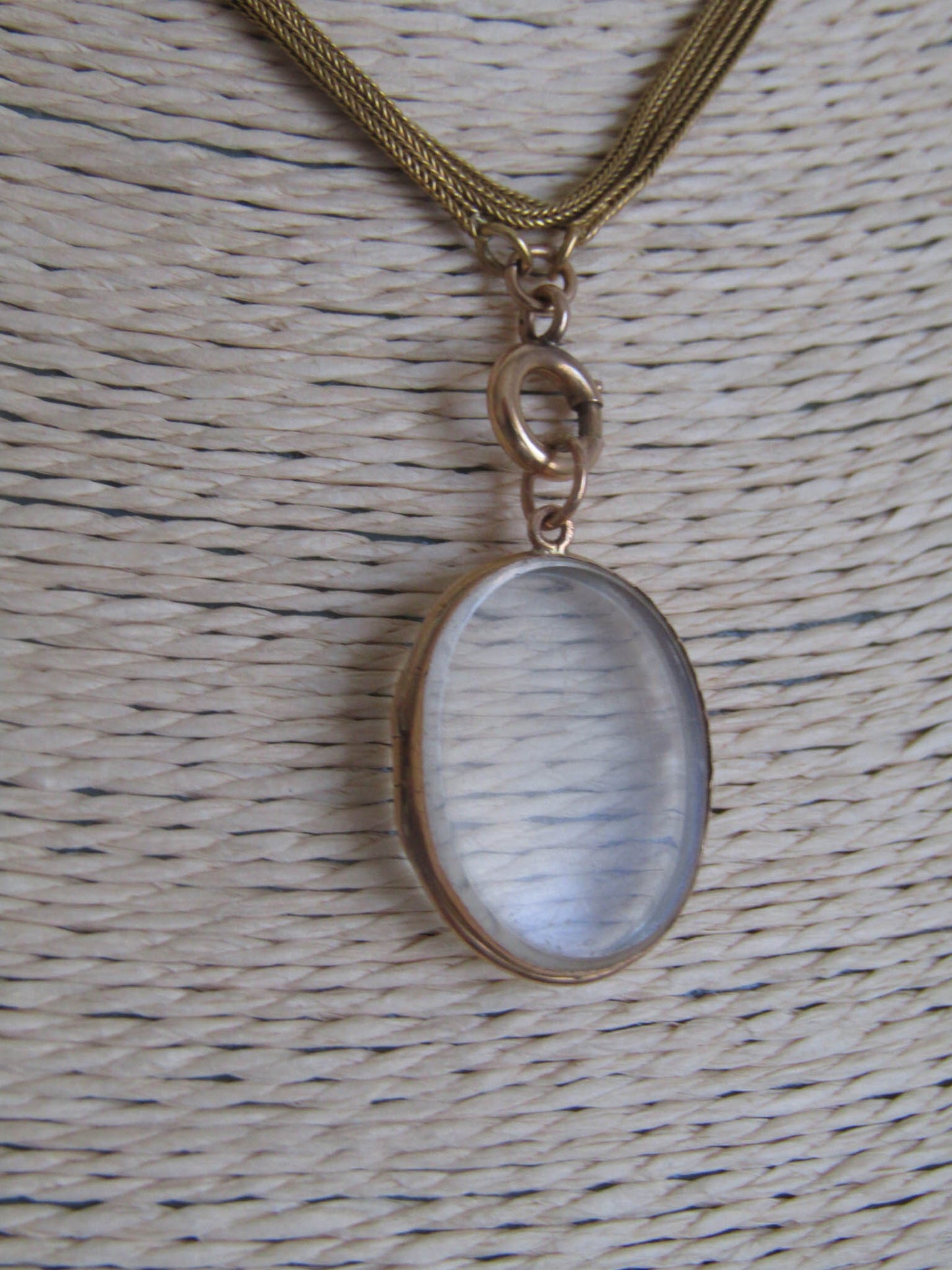Antique 18k Solid Gold French Oval Shaker Locket c. 1900