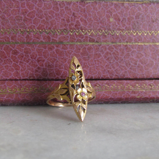 Antique Art Nouveau 18K Solid Gold Floral Navette Marquise Ring c. 1890