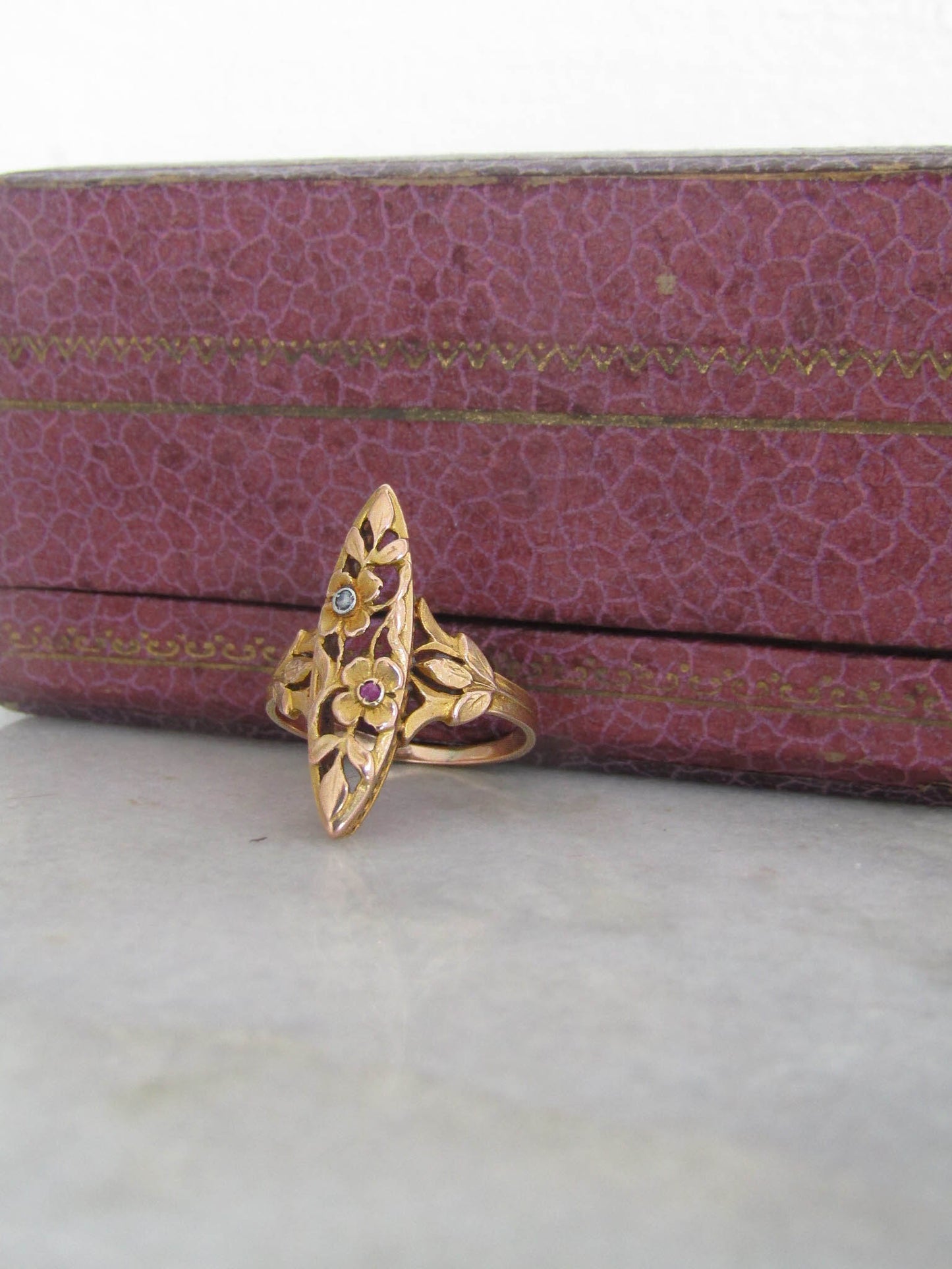 Antique Art Nouveau 18K Solid Gold Floral Navette Marquise Ring c. 1890