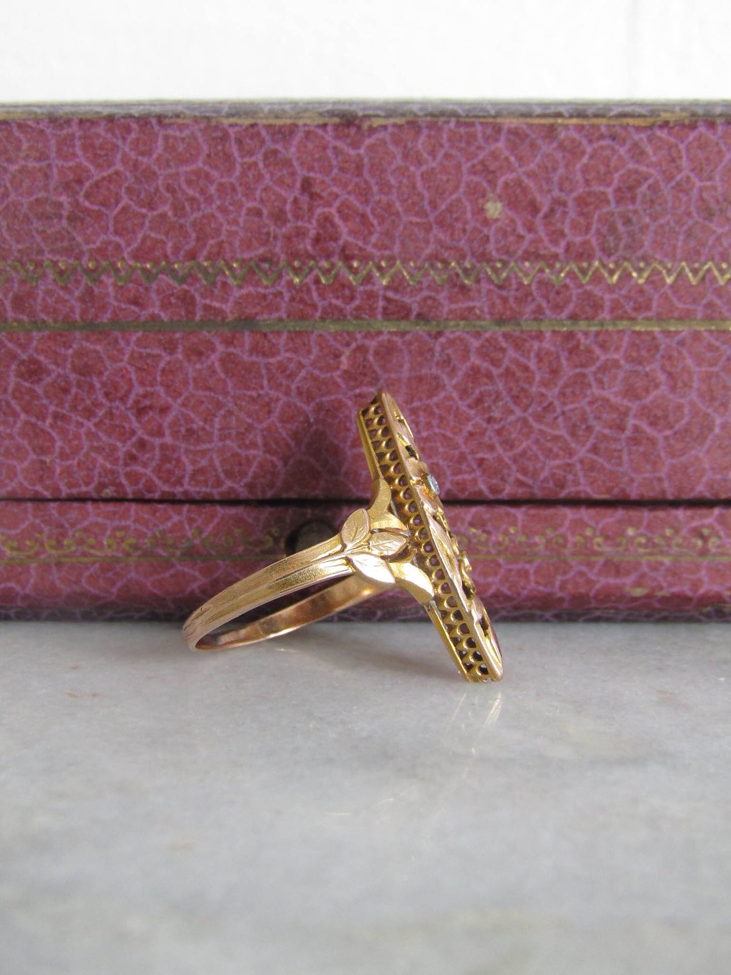 Antique Art Nouveau 18K Solid Gold Floral Navette Marquise Ring c. 1890