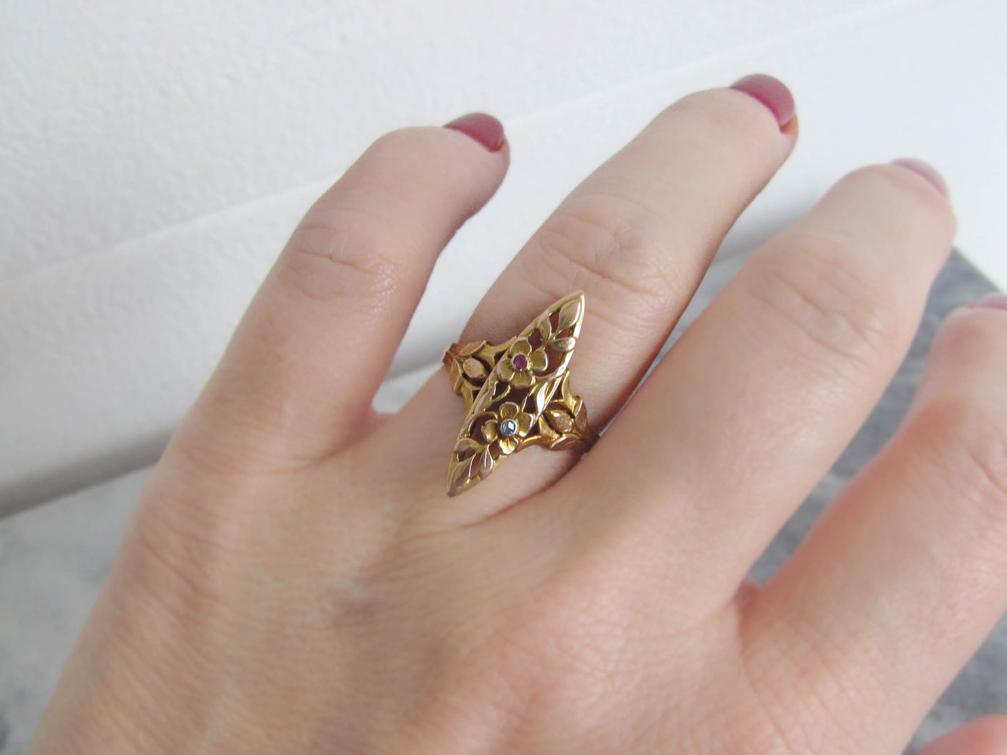 Antique Art Nouveau 18K Solid Gold Floral Navette Marquise Ring c. 1890
