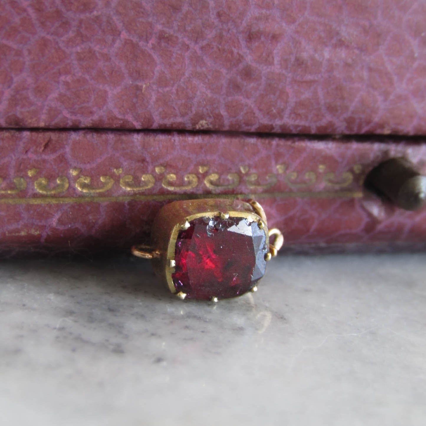 Antique Georgian Garnet Clasp in 14K Solid Gold c. 1830